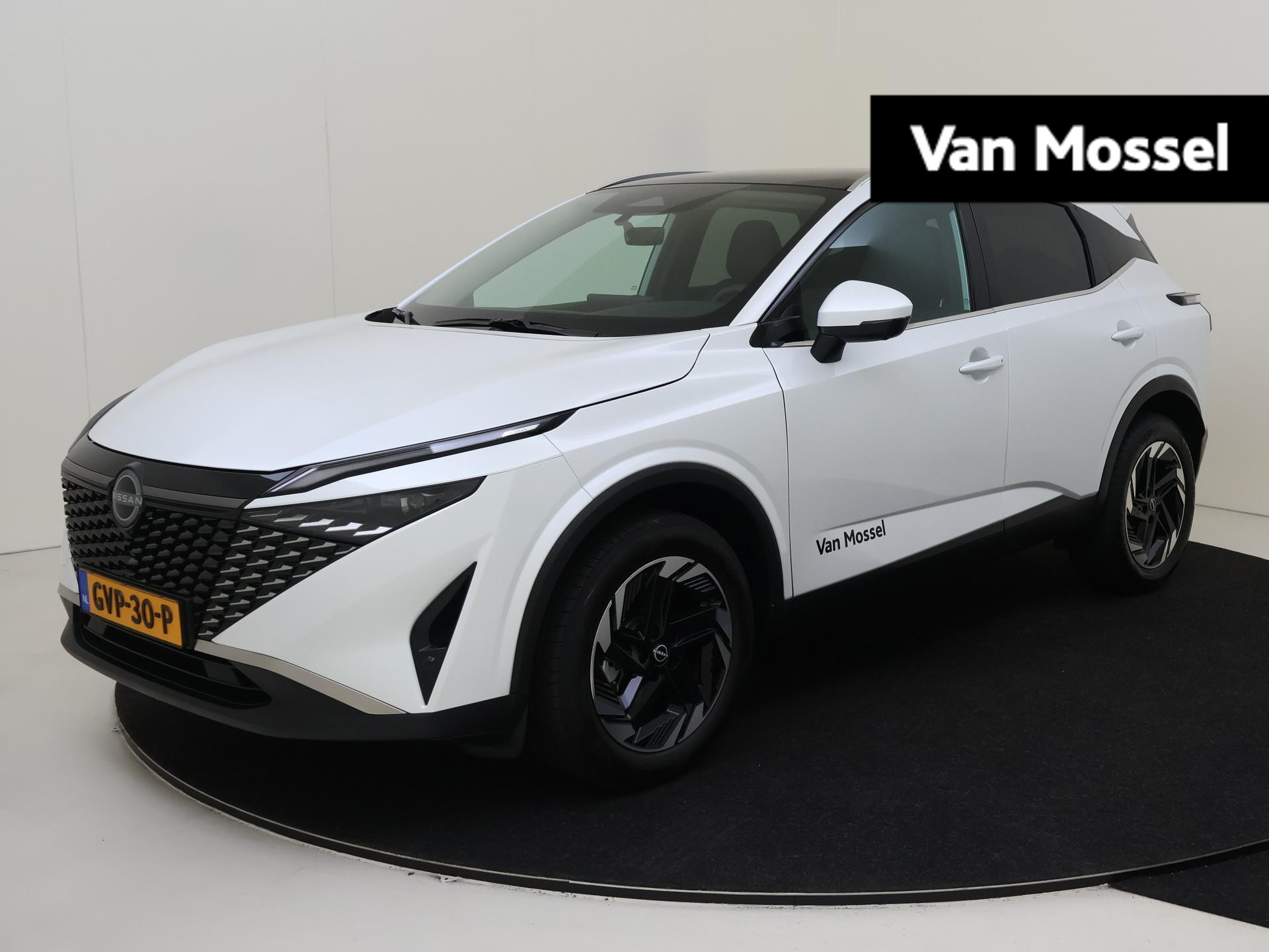 Nissan QASHQAI 1.3 MHEV Xtronic N-Connecta 158PK | Automaat | Panorama-dak | Stoelverwarming | ProPILOT | 360 Camera | Navigatie