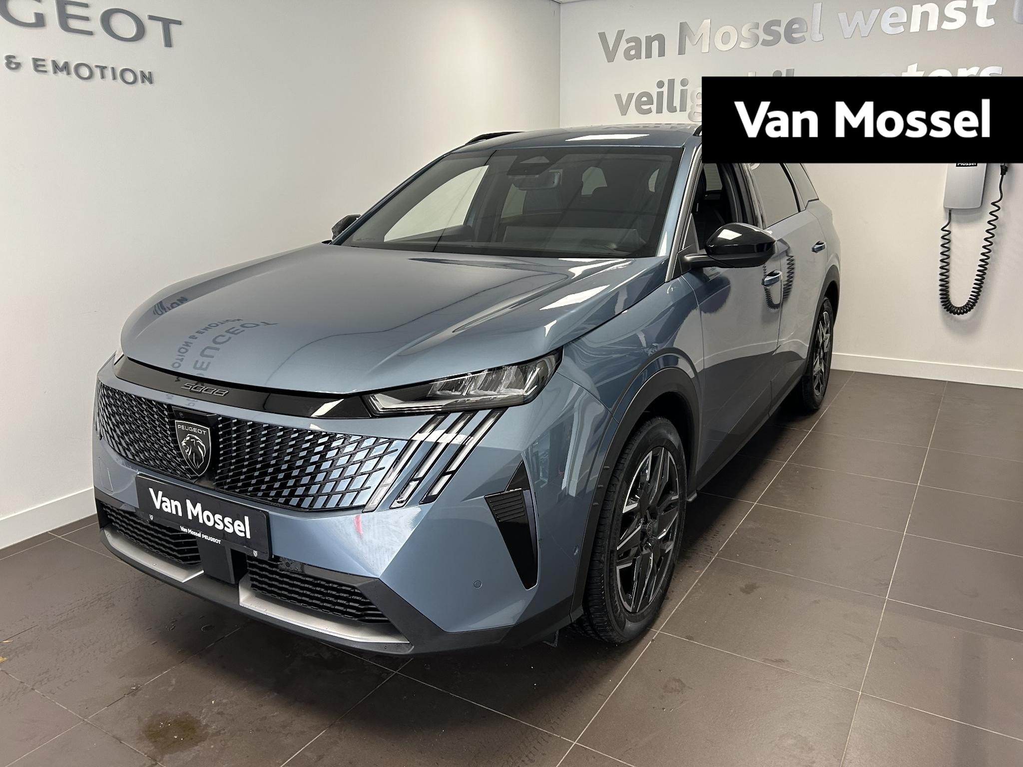 Peugeot 5008 1.2 Hybrid 136 Allure 7P | Automaat | 360 Camera | Verwarmde Stoelen & Stuur | Adaptive Cruise Control | Nu Direct Rijden !