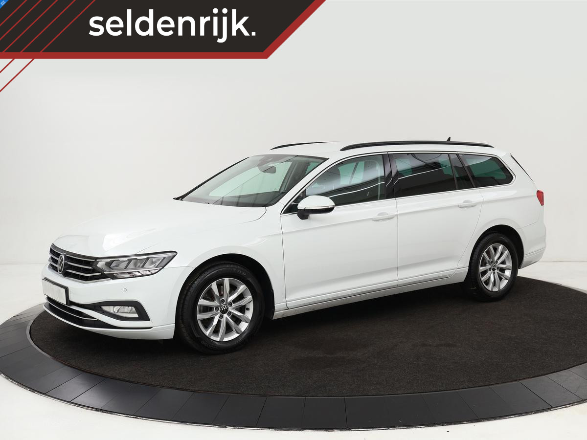 Volkswagen Passat 2.0 TDI Comfort Business | Stoelverwarming | Camera | Adaptive cruise | Carplay | Massage | Navigatie | Full LED | Parkeerhulp