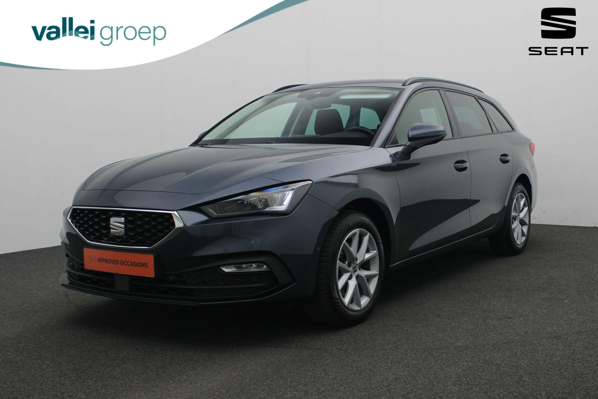SEAT Leon Sportstourer 1.0 TSI 110 pk Style Business Intense | Stuur-/stoelverwarming | Achteruitrijcamera | Navigatie | Adaptive Cruise
