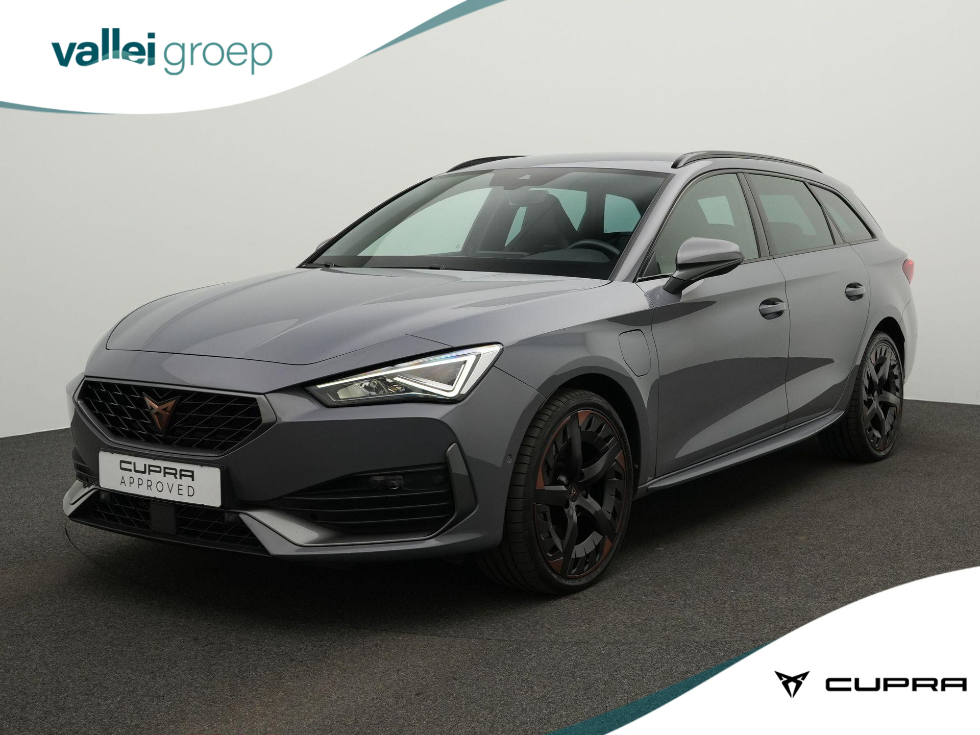 CUPRA Leon Sportstourer 1.4 e-Hybrid 245 pk DSG VZ Business | Adaptief onderstel | Stuur-/stoelverwarming | Achteruitrijcamera | Navigatie