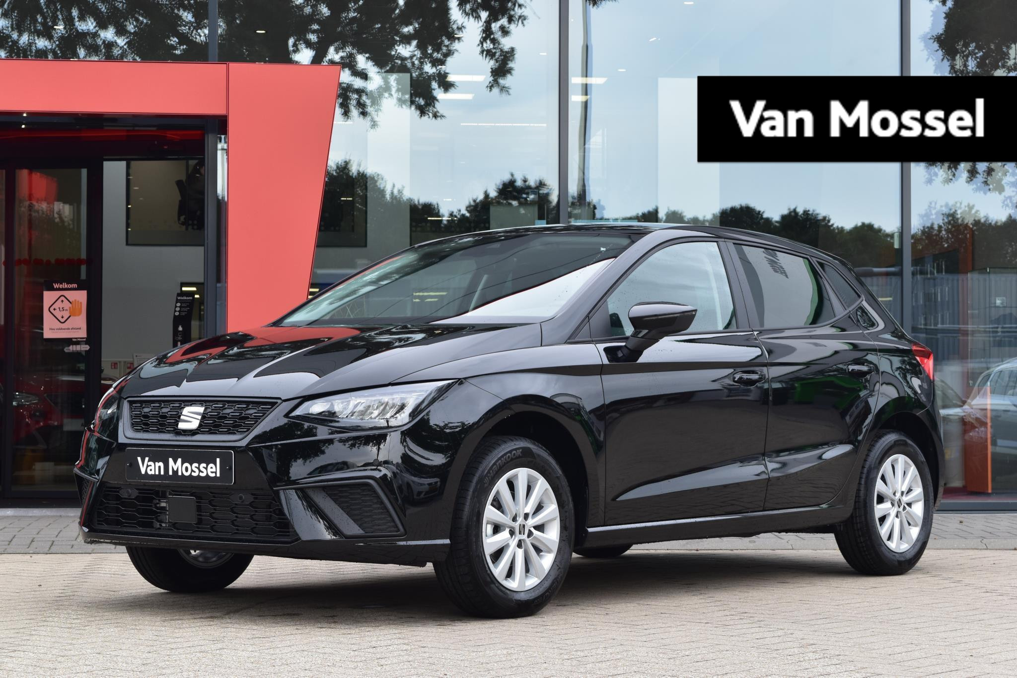 SEAT Ibiza 1.0 TSI Style Business Connect 95 PK | LED Koplampen | Navigatie | Apple Carplay/Android Auto | Climate Control | Cruise Control | Privacy Glass | Parkeersensoren | Stoelverwarming | Lichtmetalen velgen | DIRECT LEVERBAAR! |