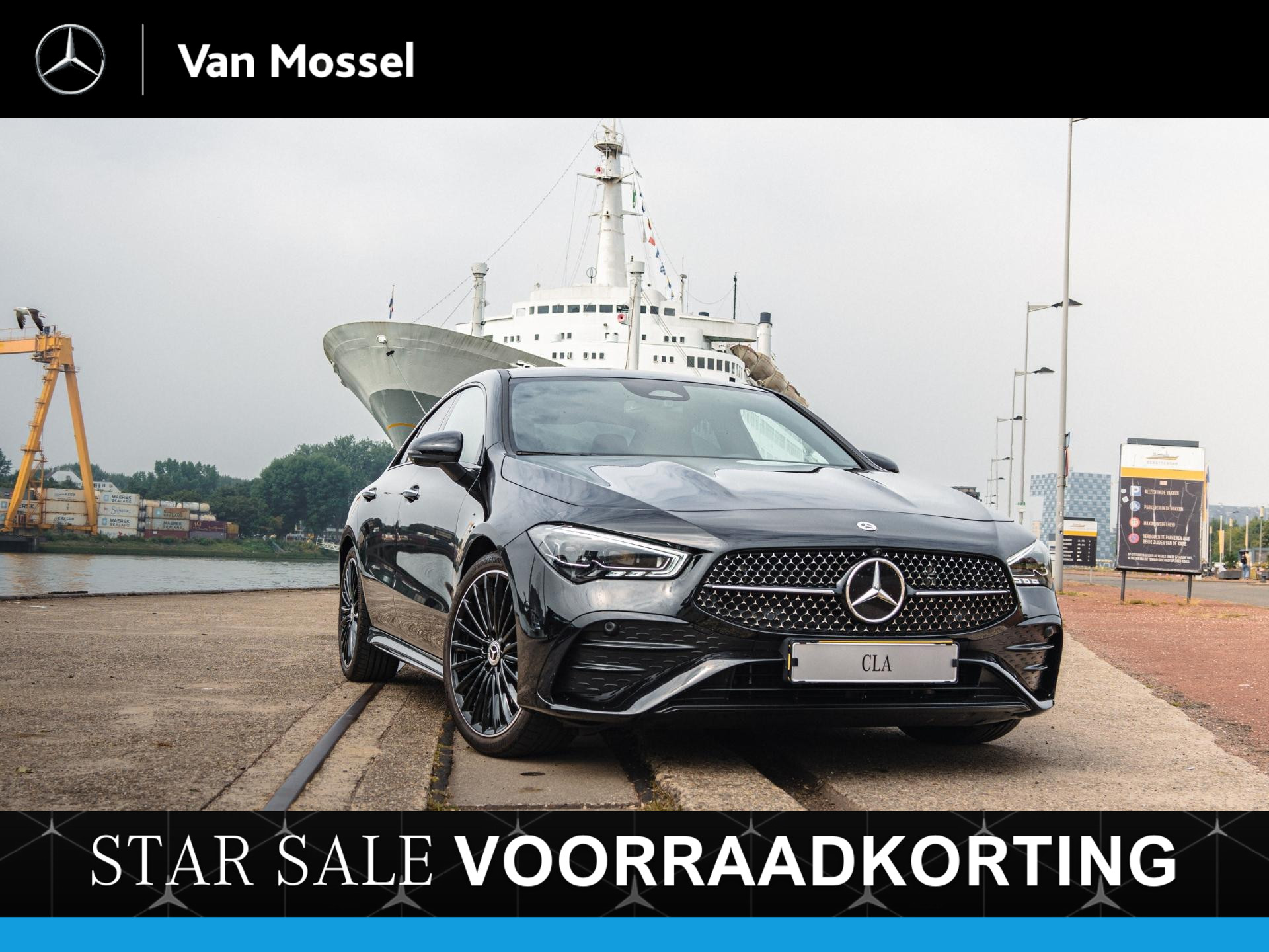 Mercedes-Benz CLA 180 Coupe Star Edition AMG-Line / Stoelverwarming / Achteruitrijcamera / Panorama-schuifdak / Memory-Stoelen / Night-Pakket /
