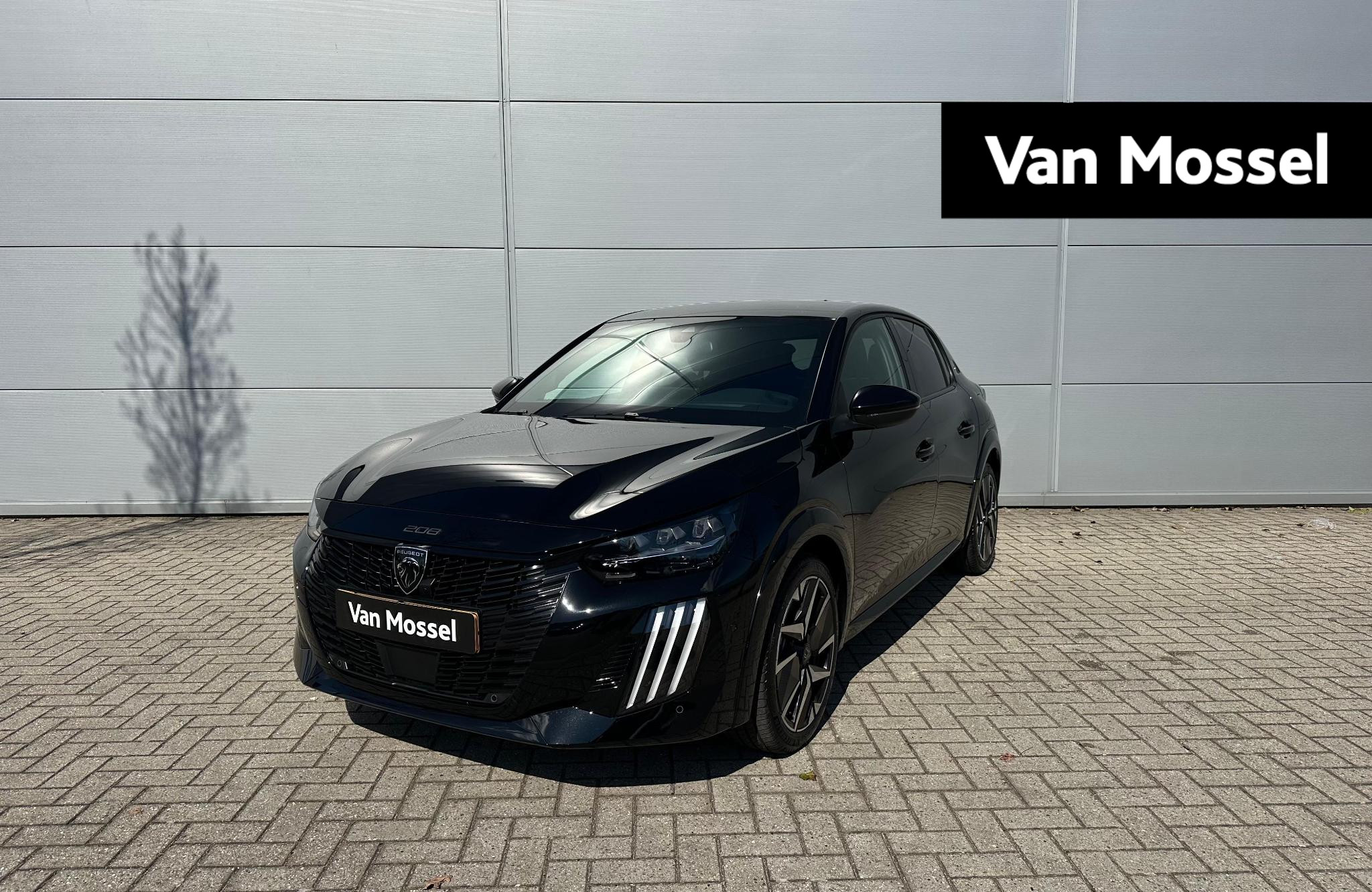 Peugeot 208 Hybrid 136 e-DCS6 GT | Alcantara | Camera | Navigatie | adaptieve cruise control