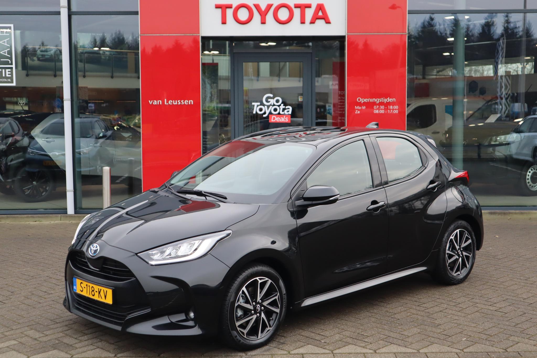 Toyota Yaris 1.5 HYBRID DYNAMIC AD-CRUISE APPLE/ANDROID CAMERA KEYLESS 16"LM-VELGEN  NL-AUTO