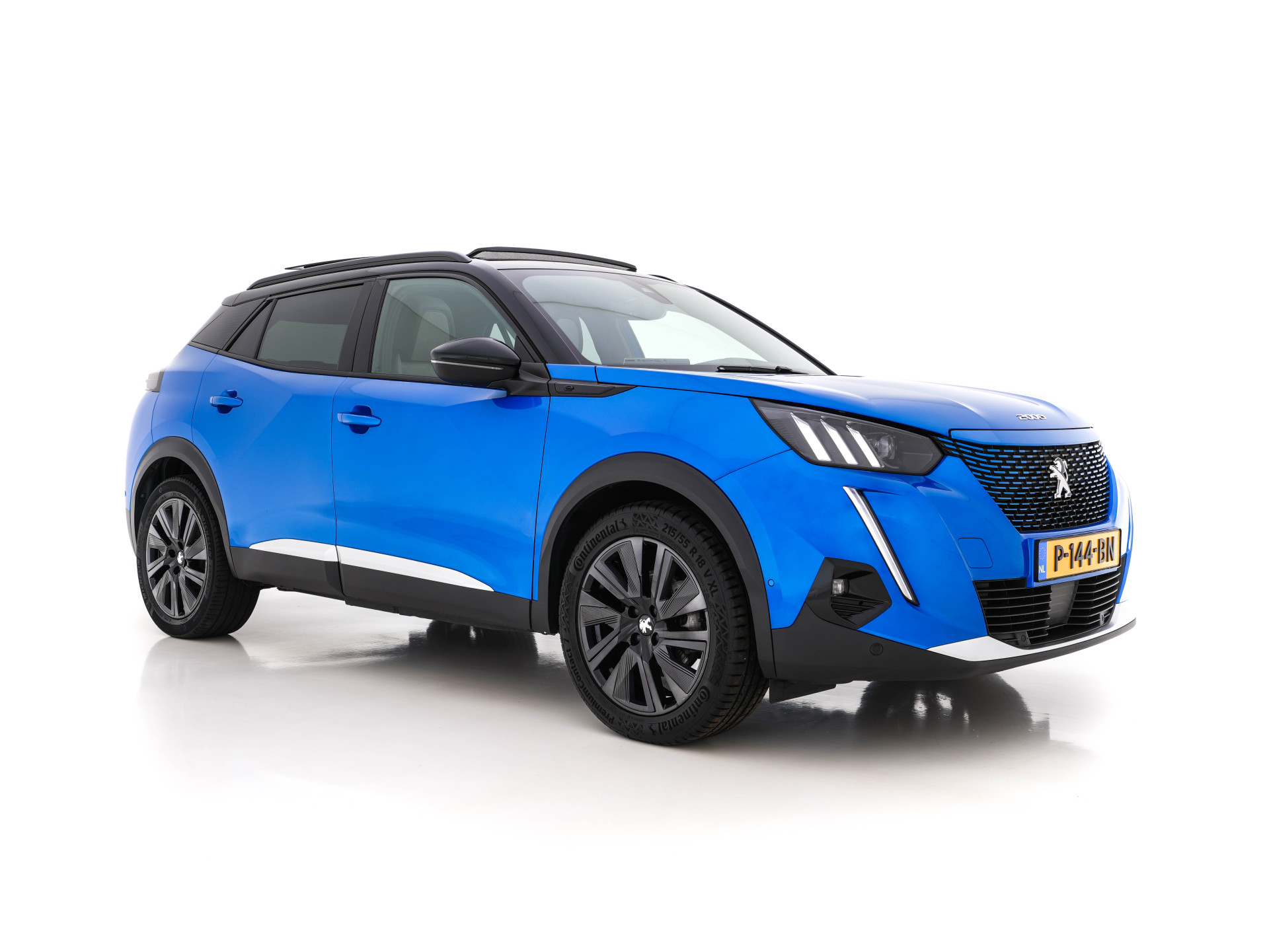 Peugeot e-2008 EV GT 50 kWh (INCL-BTW) Aut. *PANO | ADAPT.CRUISE | DIGI-COCKPIT | FULL-LED | BLIS | KEYLESS | MICROFIBRE-LEATHER | CAMERA | CARPLAY | CCS-FASTLOADER | DAB+ | NAVI-FULLMAP | ECC | PDC | SPORT-SEATS | ...