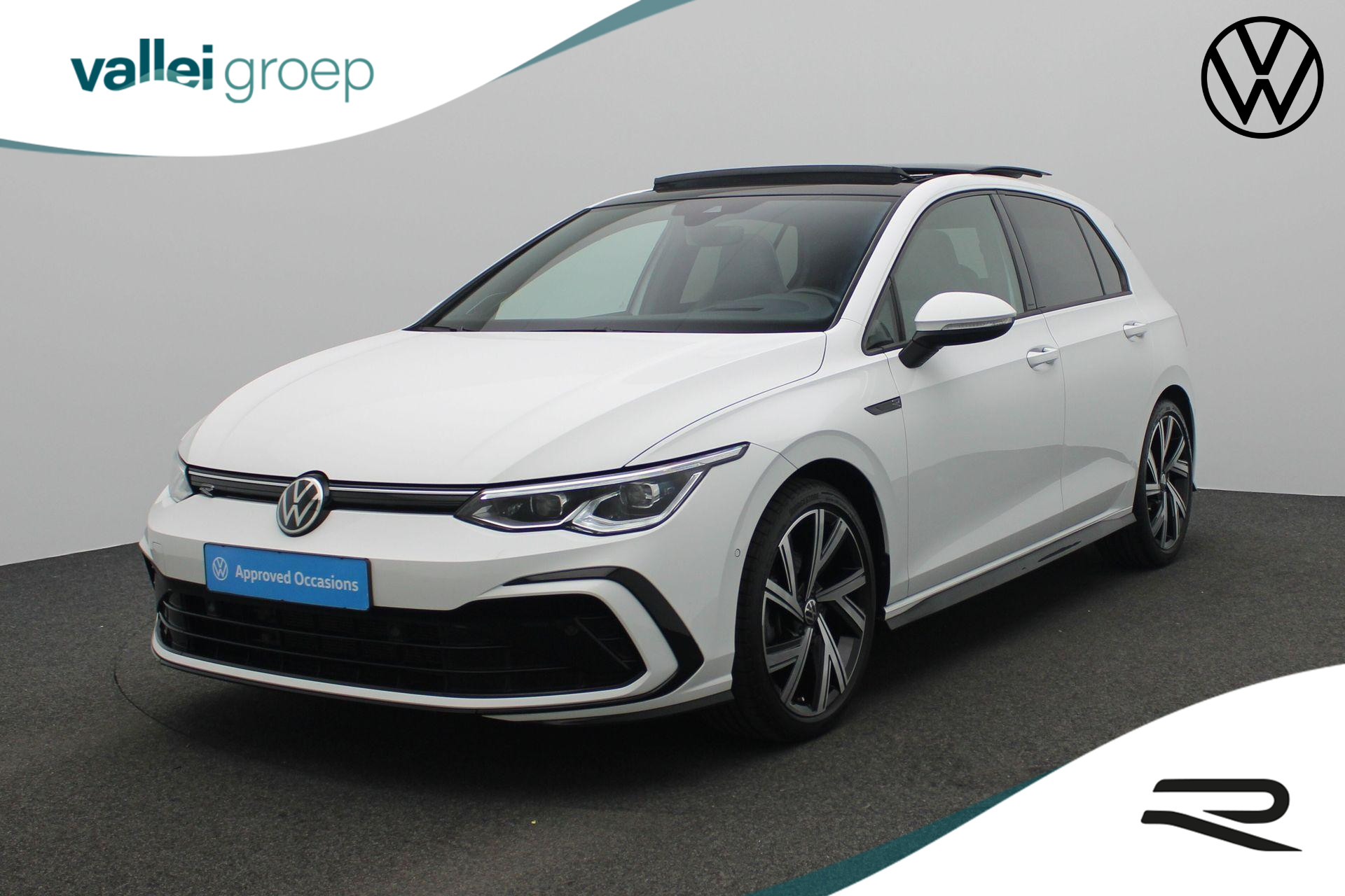 Volkswagen Golf 1.5 eTSI 150 pk DSG R-Line | Panoramadak | Trekhaak | Harman/Kardon | IQ Light | Head-up display | Stoel-/achterbankverwarming