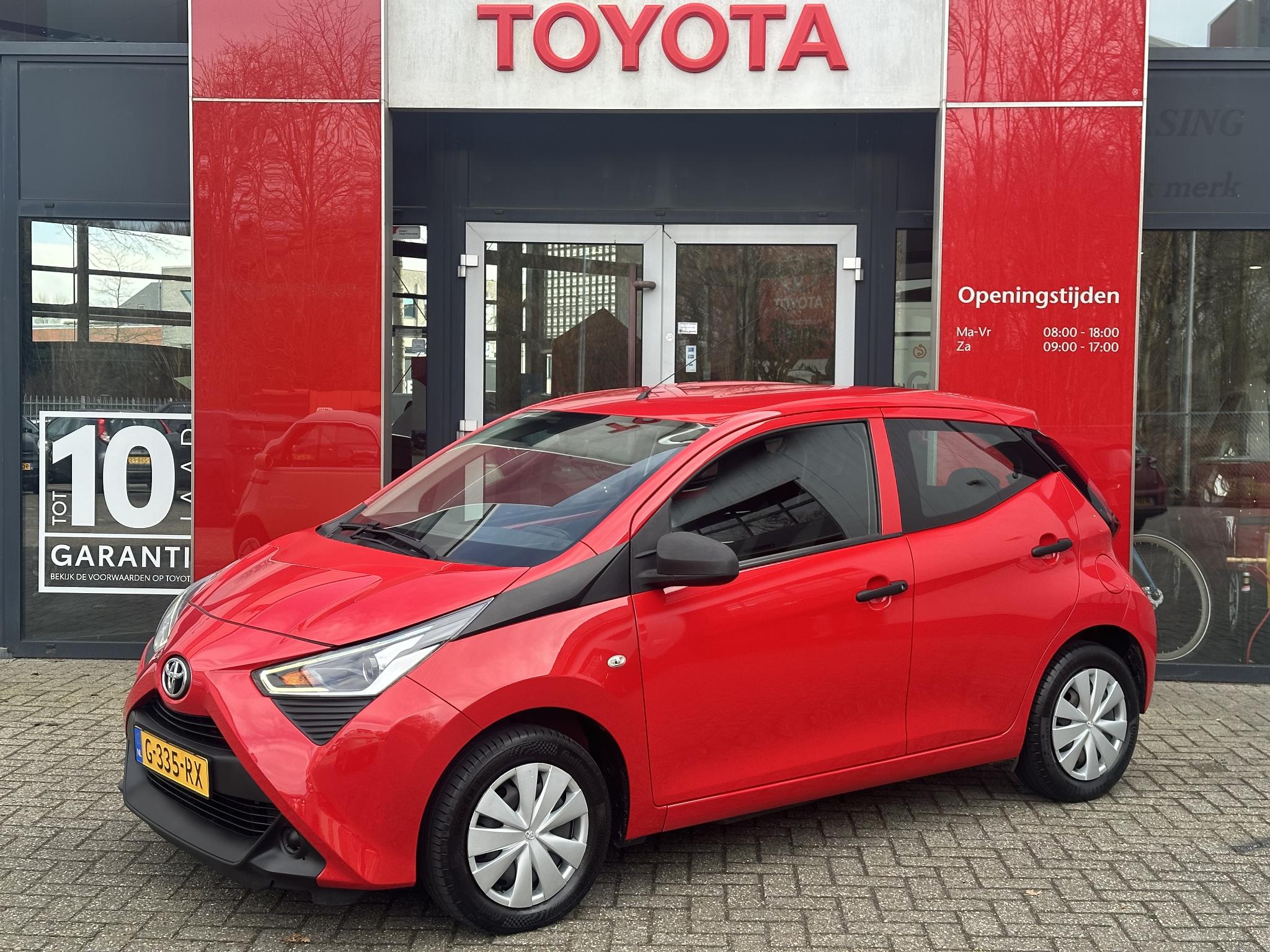 Toyota Aygo X-FUN 5-DEURS AIRCO CENTRL-VERGR-AFST. EL-RAMEN USB BLUETOOTH AUDIO-STUURWIELBED. NL-AUTO