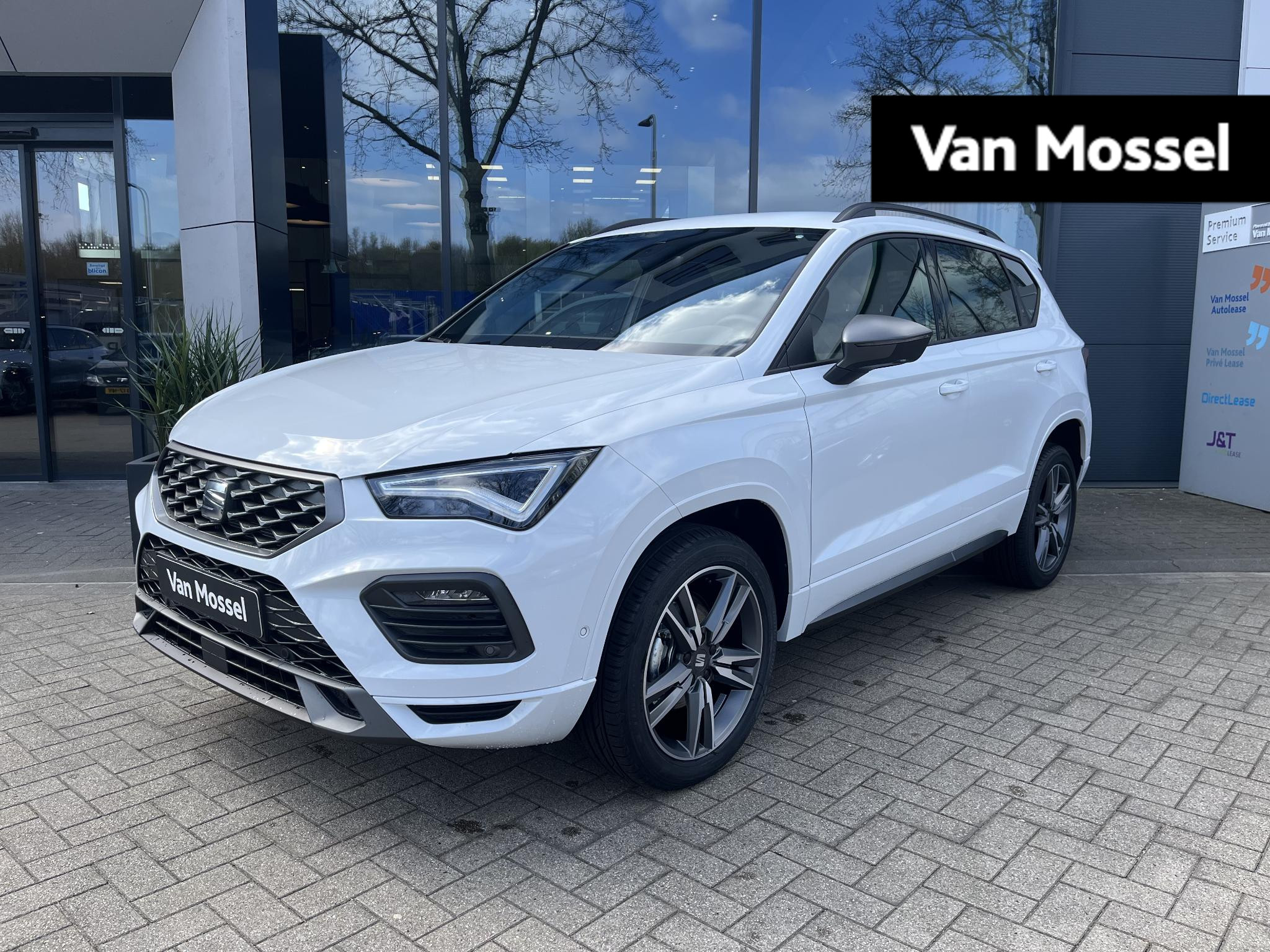 SEAT Ateca 1.5 TSI FR Business Intense 18'' lichtemetalen velgen | Automatische airco | adaptieve Cruise control | Verwarmbaar stuurwiel & voorstoelen | Elektrisch bedienbare achterklep met voetbediening | Dodehoeksensoren |