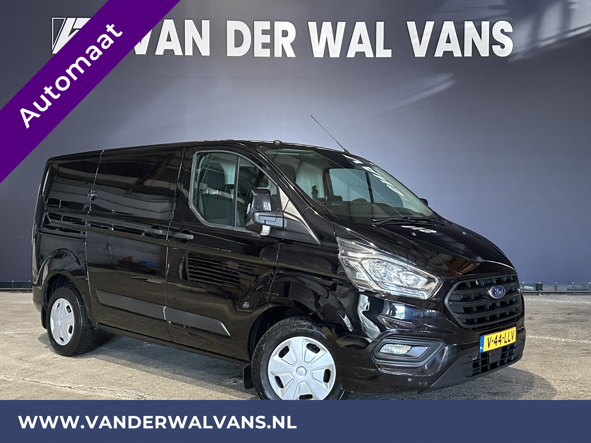 Ford Transit Custom 2.0 TDCI 131pk Automaat L1H1 Euro6 Airco | LED | Trekhaak | Apple Carplay | Android Auto Stoelverwarming, Verwarmde Voorruit, Cruisecontrol, Parkeersensoren, Bijrijdersbank