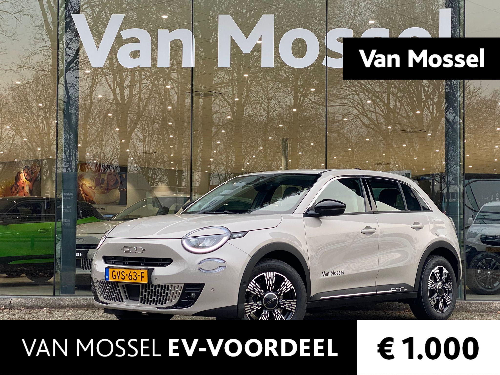 Fiat 600 600e Urban 54 kWh | PROEFRIJDEN NU MOGELIJK | DEMONSTRATIE MODEL