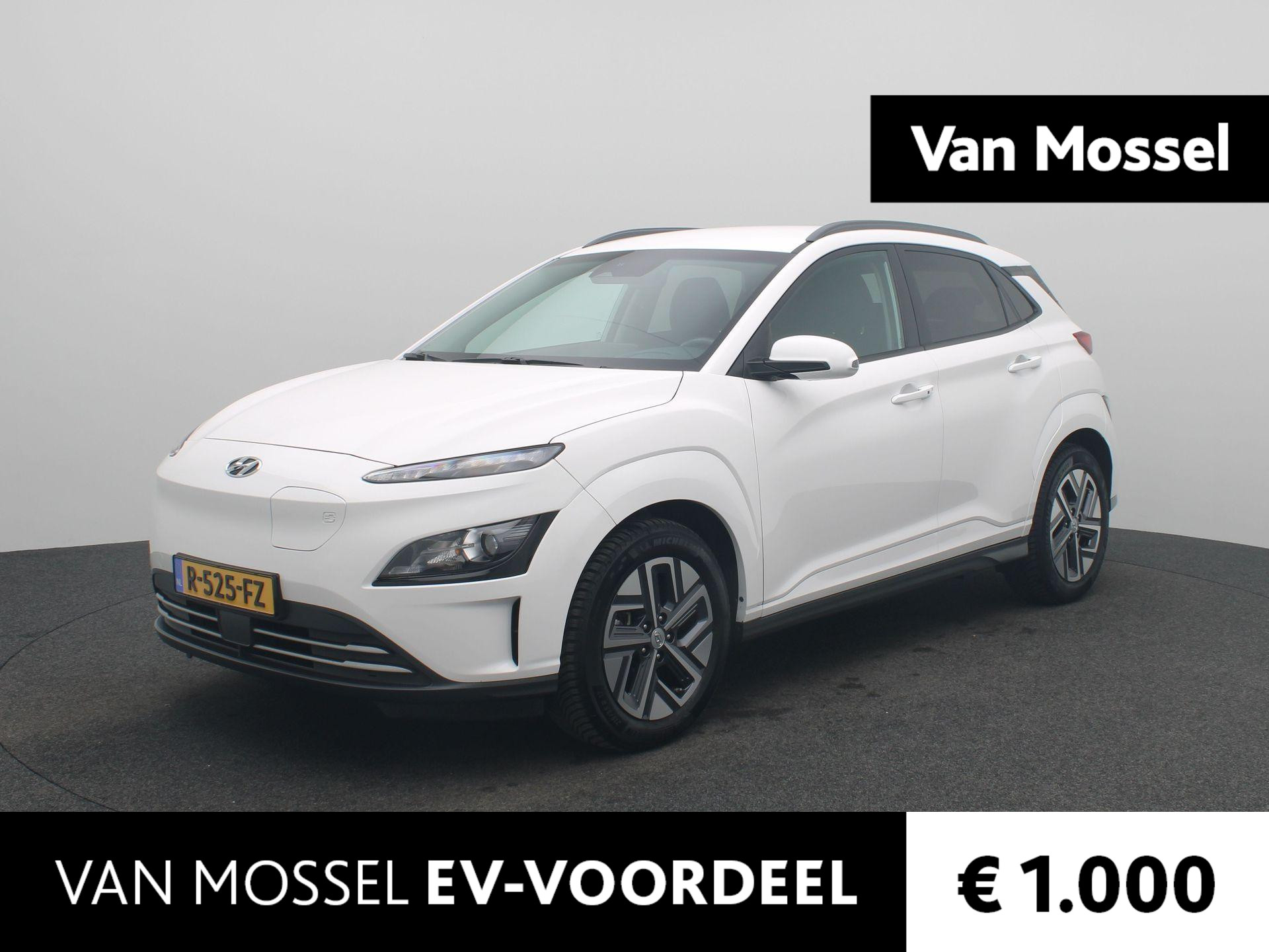 Hyundai Kona EV Fashion 39 kWh | Stoel verwarming | Navigatie | 3 fase |