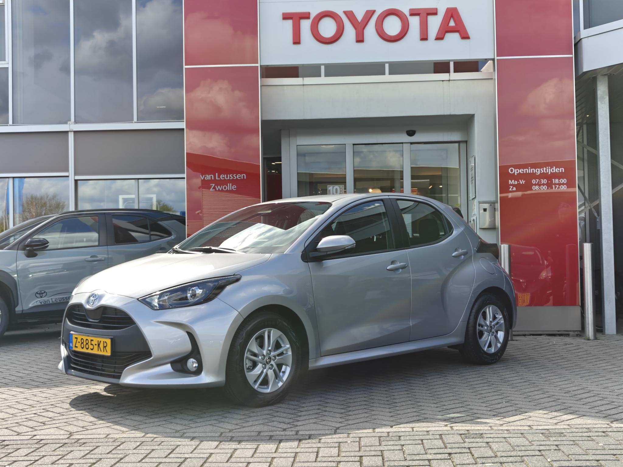 Toyota Yaris 1.5 Hybrid Active APPLE/ANDROID BLUETOOTH ACHTERCAM 15"LM VELGEN