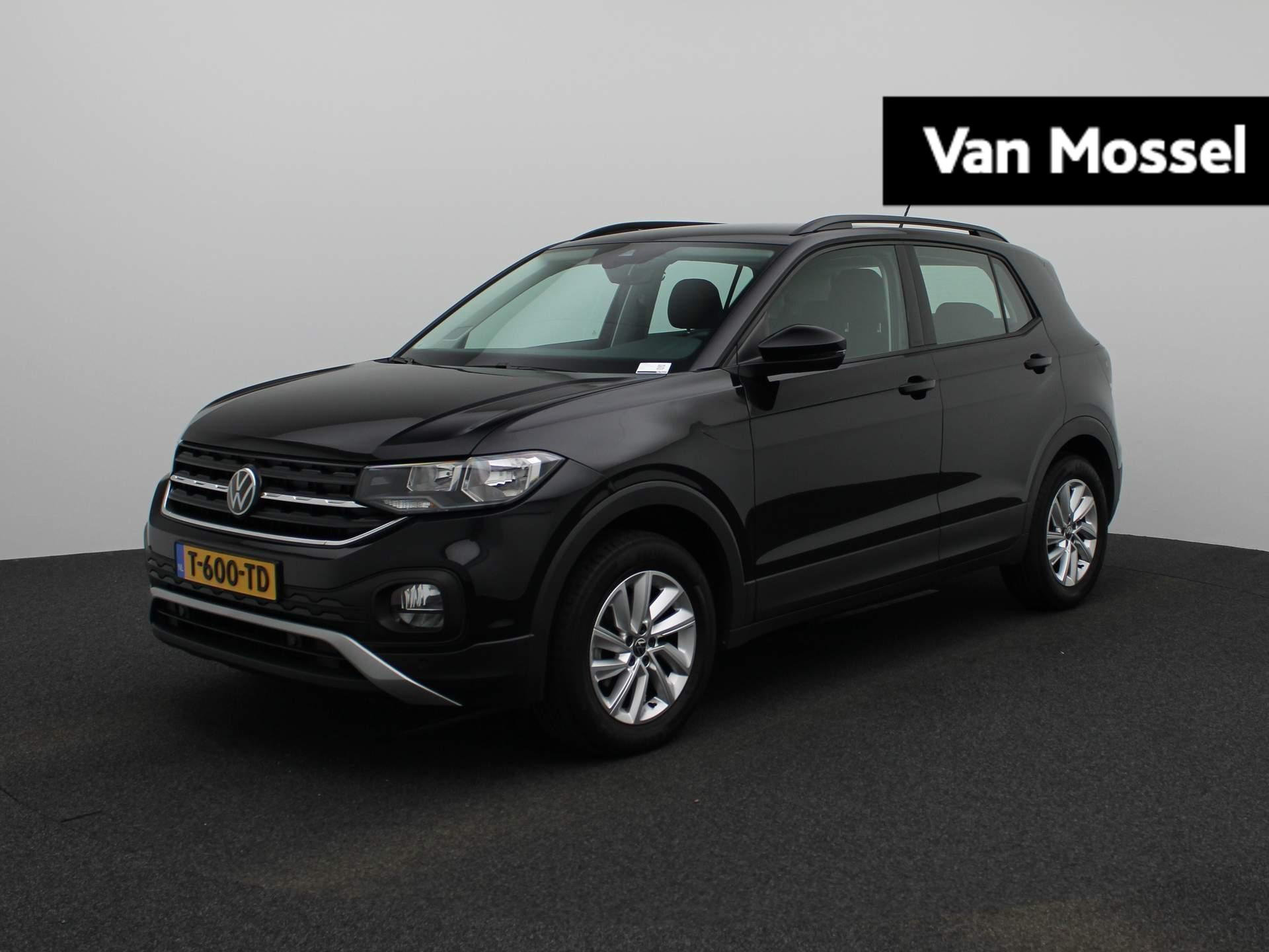 Volkswagen T-Cross 1.0 TSI Life | 16 inch Velgen | Parkeersensoren Voor/Achter | App Connect | Adaptive Cruise Control