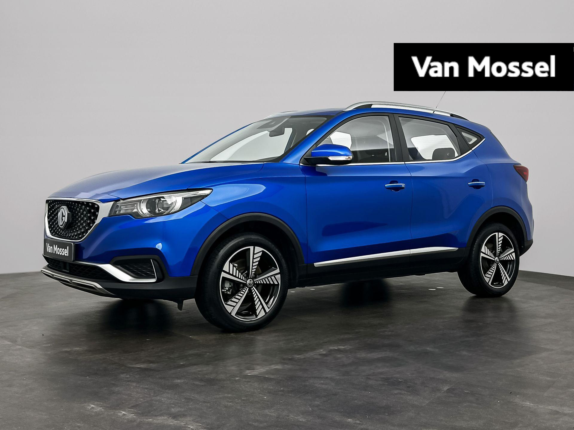 MG ZS-EV Luxury 45 kWh | Panoramadak | Navigatie | Parkeercamera | Parkeersensoren | Leder