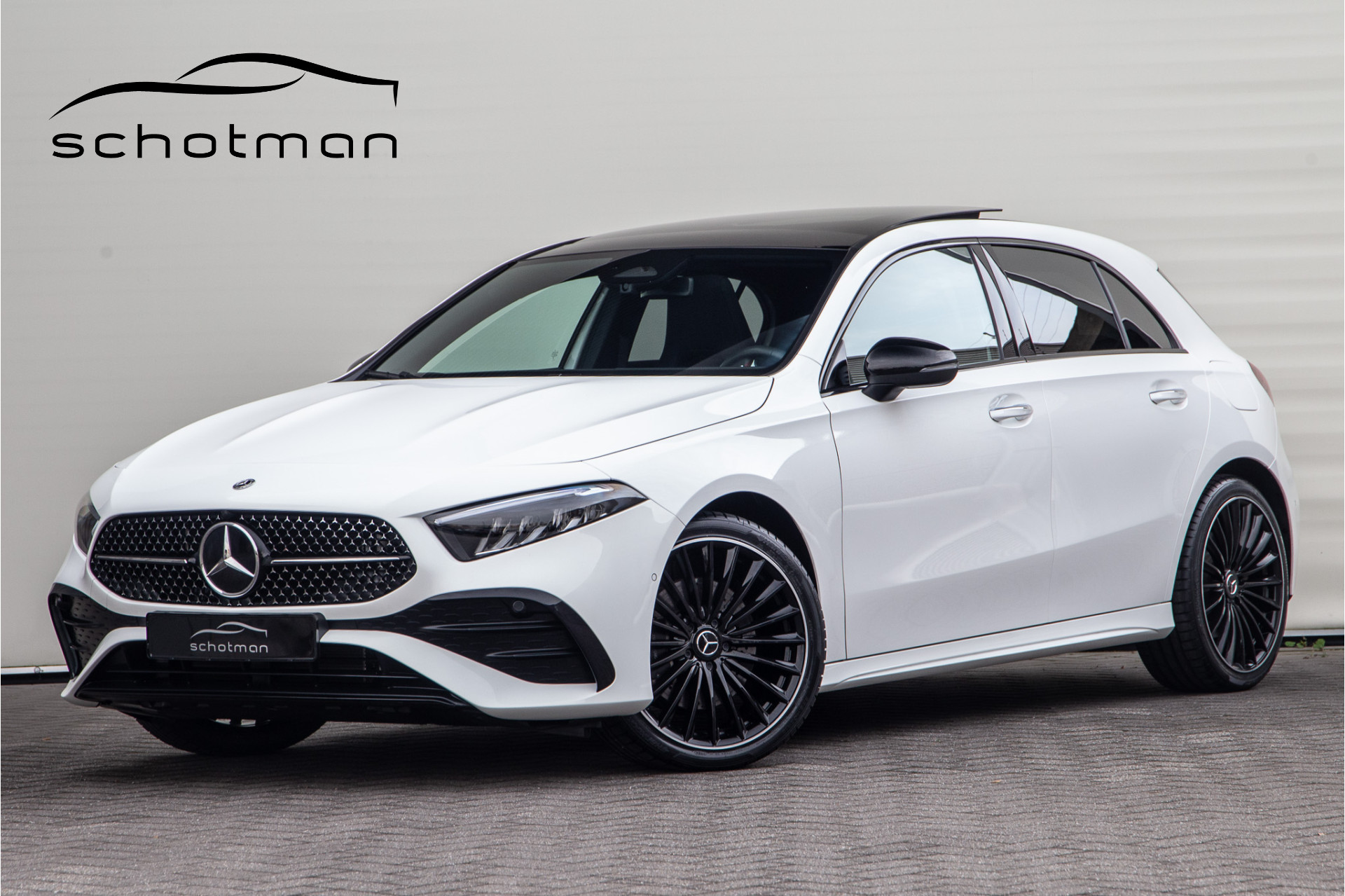 Mercedes-Benz A-Klasse 250 e AMG Line Facelift, Nightpack, Pano, Widescreen, 18" Hybrid
