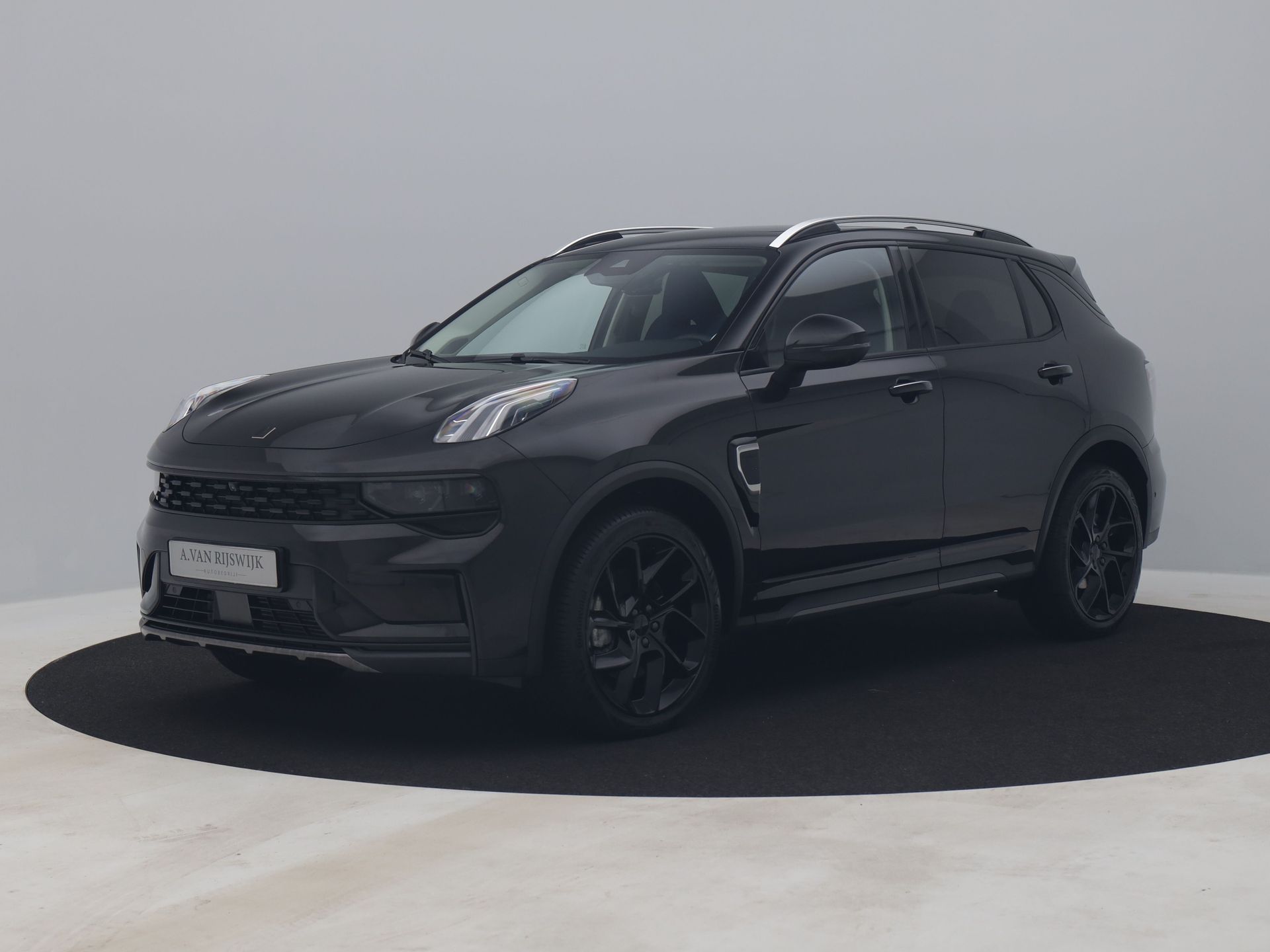 Lynk & Co 01 1.5 Plug-in Hybrid | 360° | BLACK