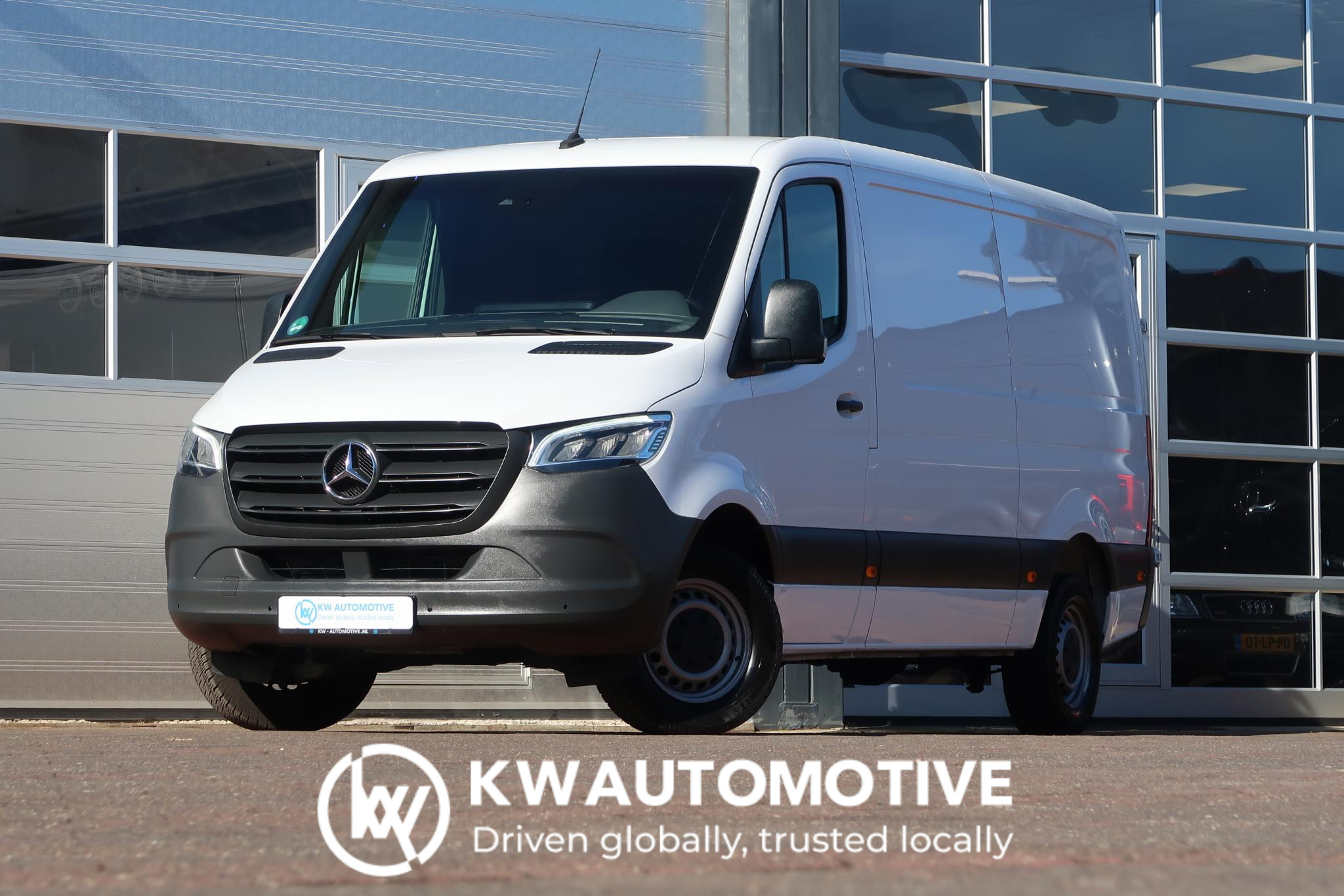 Mercedes-Benz Sprinter 316 2.2 CDI L2H1 AUT/ LED/ CAMERA/ ACC/ CLIMA/ MBUX/ CLIMA/ TREKHAAK