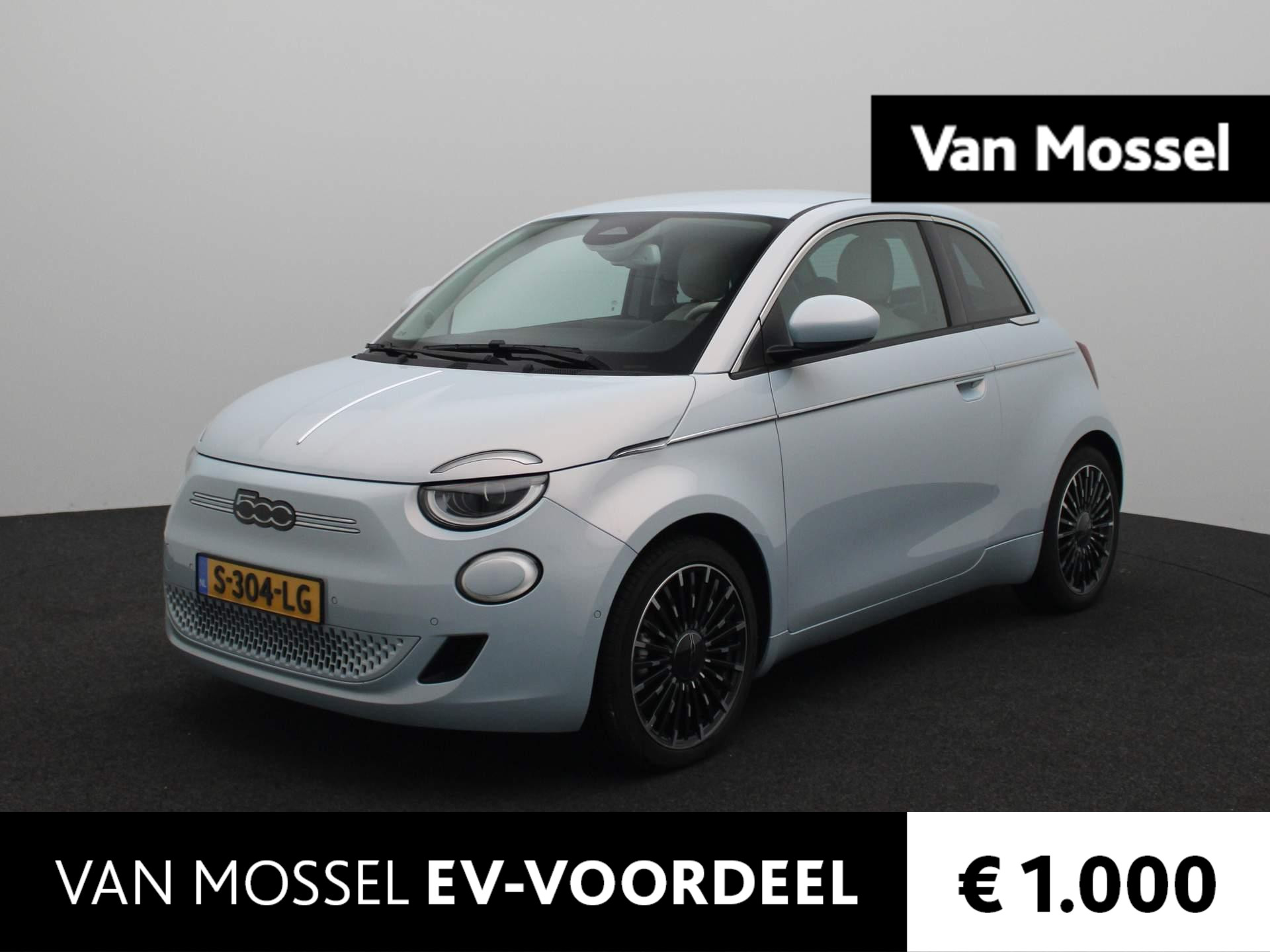 Fiat 500 La Prima 42 kWh | 17 Inch LM Velgen | Kunstlederen Bekleding | Camera |