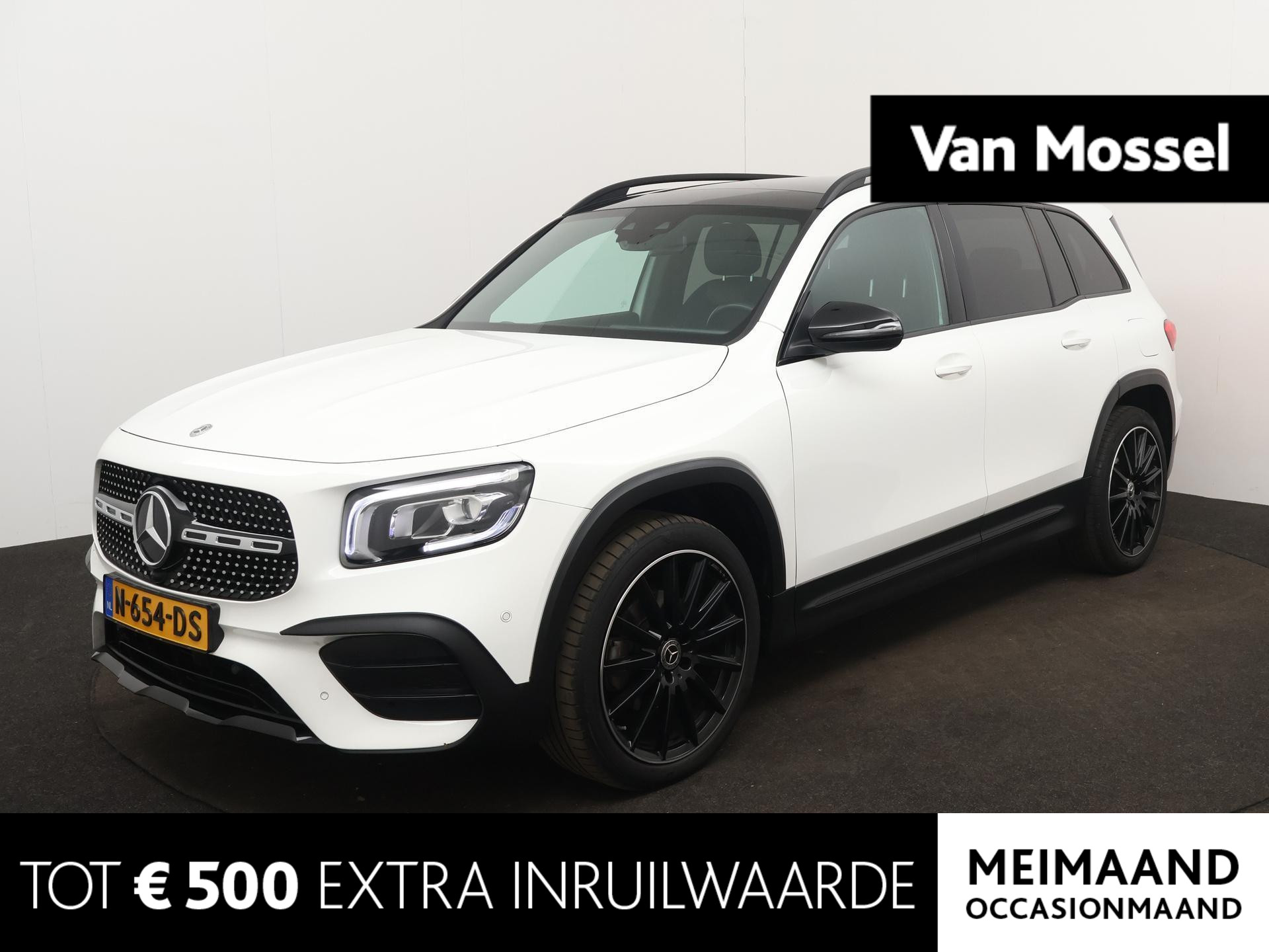 Mercedes-Benz GLB 200 Premium Plus 7p. | 7-ZITS | AMG-PAKKET | PANORAMADAK | SPORTSTOELEN | APPLE CARPLAY | ELEKTRICHE ACHTERKLEP | WIDESCREEN COCKPIT | SFEERVERLICHTING | ACHTERUITRIJCAMERA | NAVIGATIE |