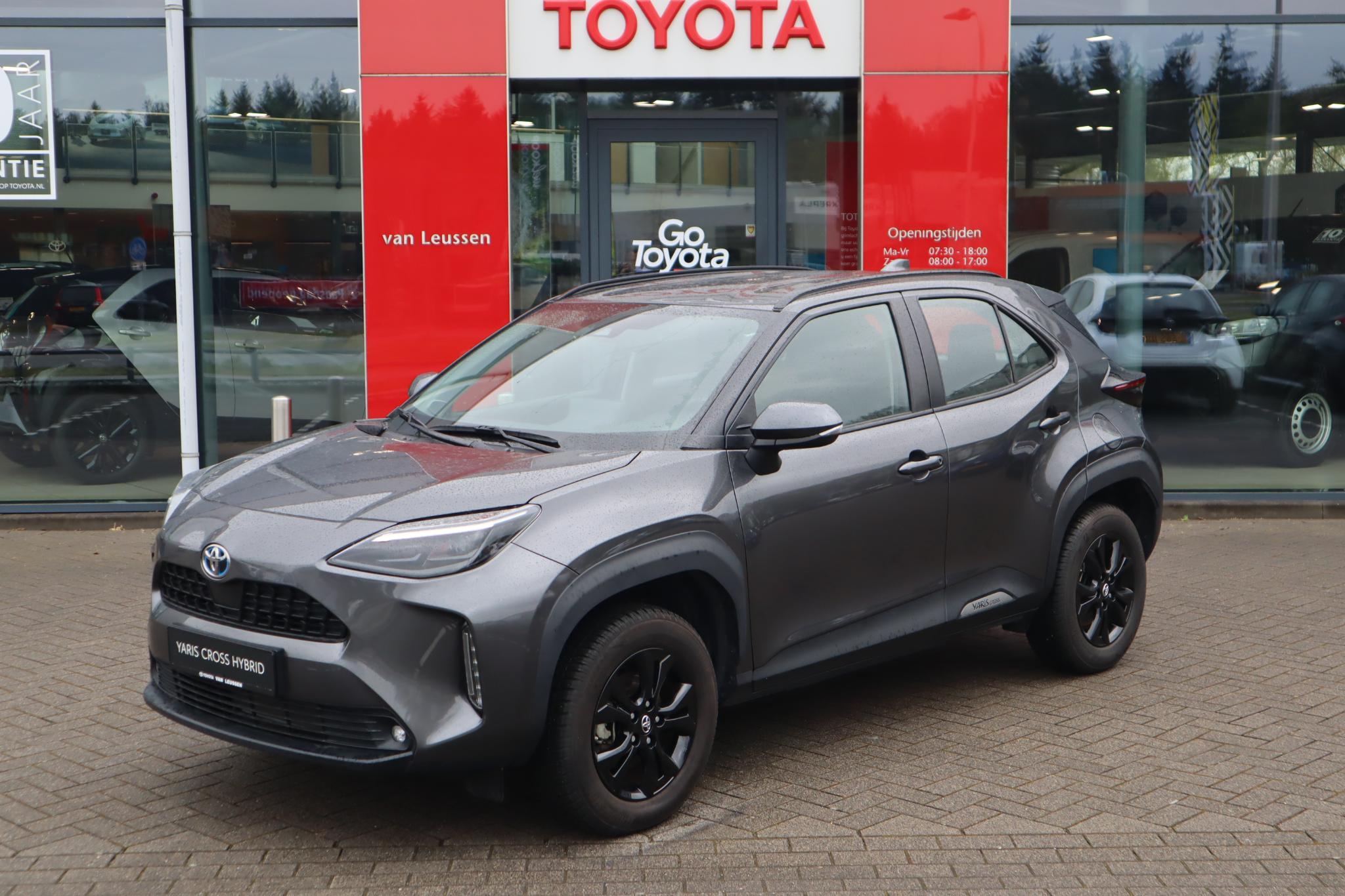 Toyota Yaris Cross 1.5 HYBRID DYNAMIC APPLE/ANDROID STUUR+STOELVERW. HEAD-UP NAVI EL-ACHTERKLEP KEYLESS