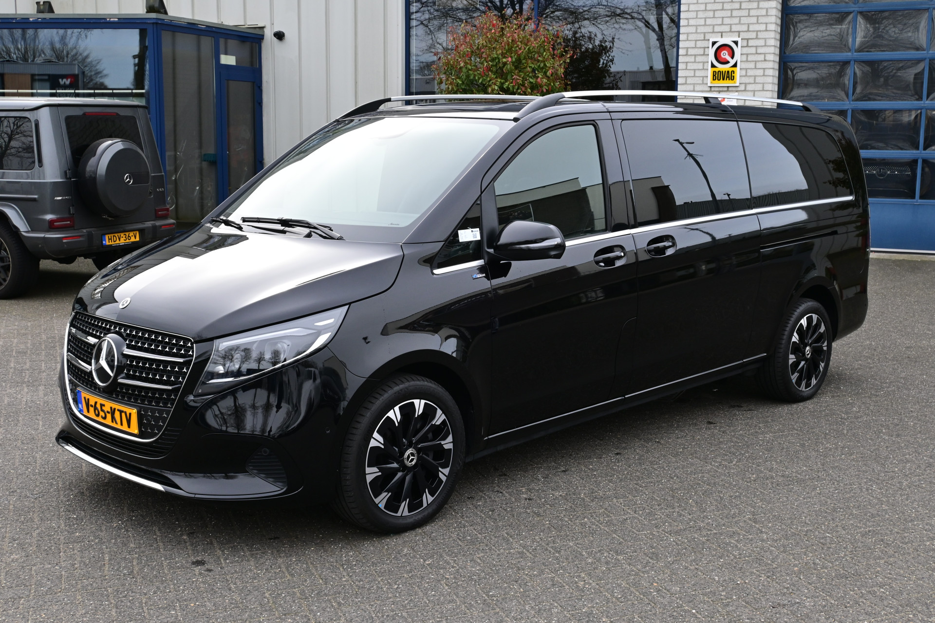 Mercedes-Benz V-Klasse 300d L3 Avantgarde DC Easy pack pakket, Winterpakket met standkachel, Etc.