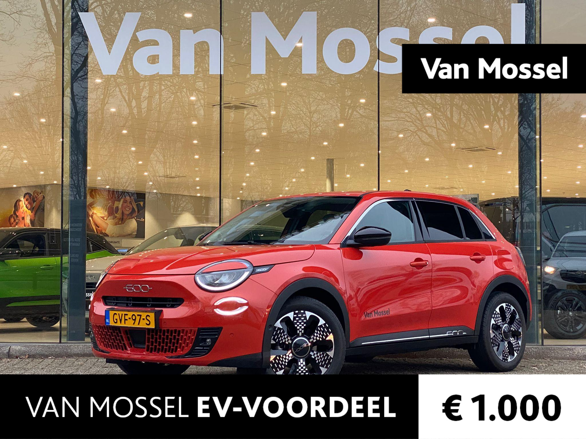 Fiat 600 600e La Prima 54 kWh | PROEFRIJDEN NU MOGELIJK | DEMONSTRATIE MODEL