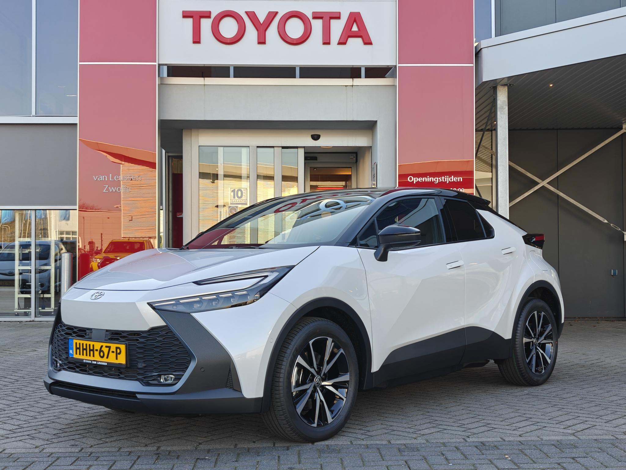 Toyota C-HR 2.0 Plug-in Hybrid 220 Executive