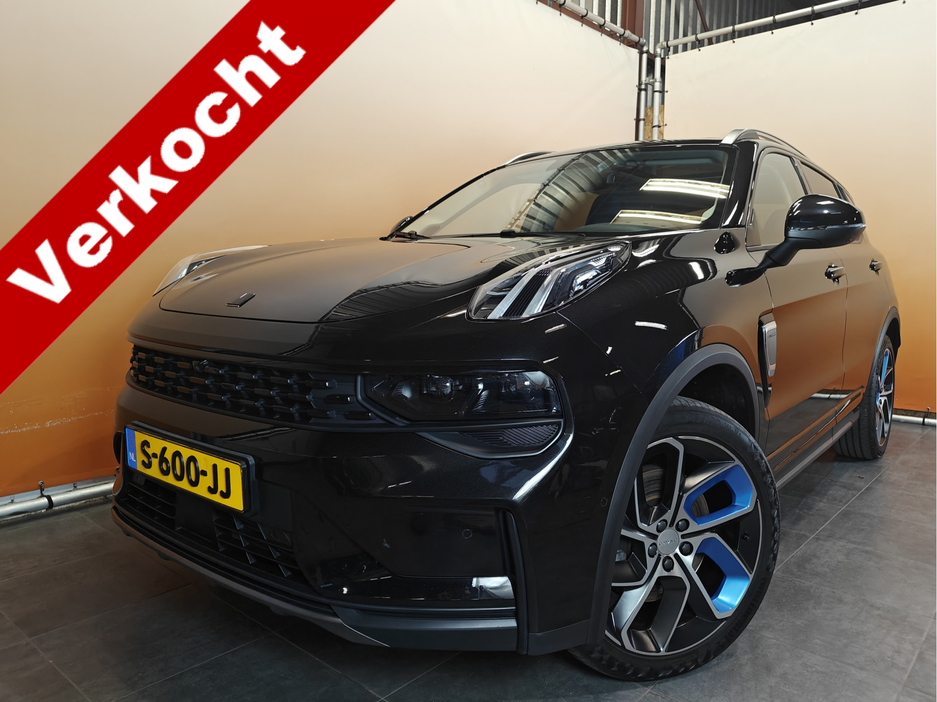 Lynk & Co 01 1.5 zwarte lijsten! 6,6 kW laden | schuifdak | stoelverwarming 360° camera | fabrieksgarantie 2/27