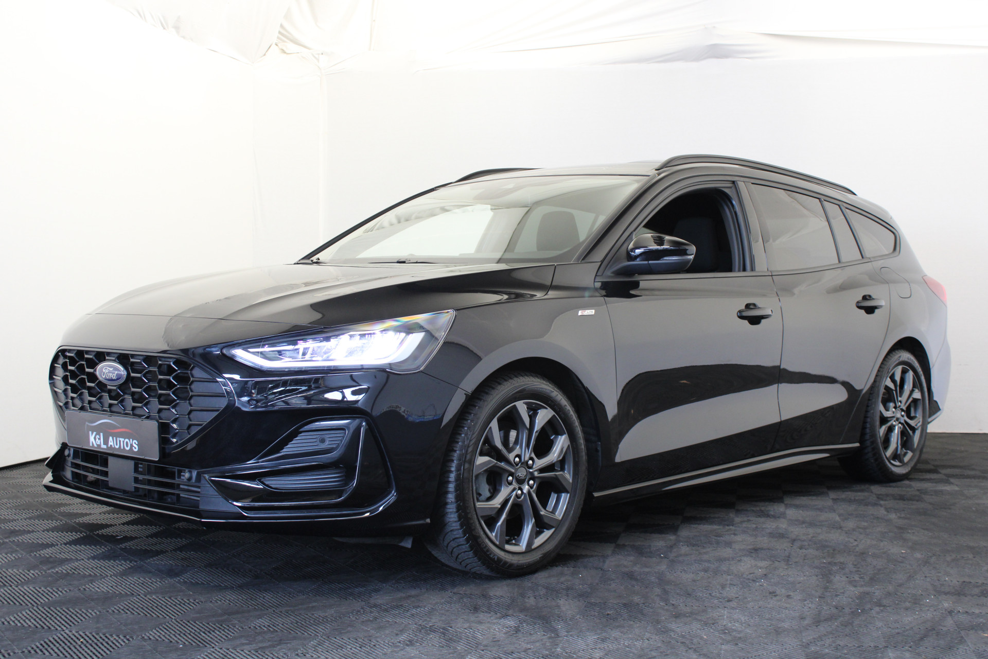 Ford Focus Wagon 1.0 EcoBoost Hybrid ST Line