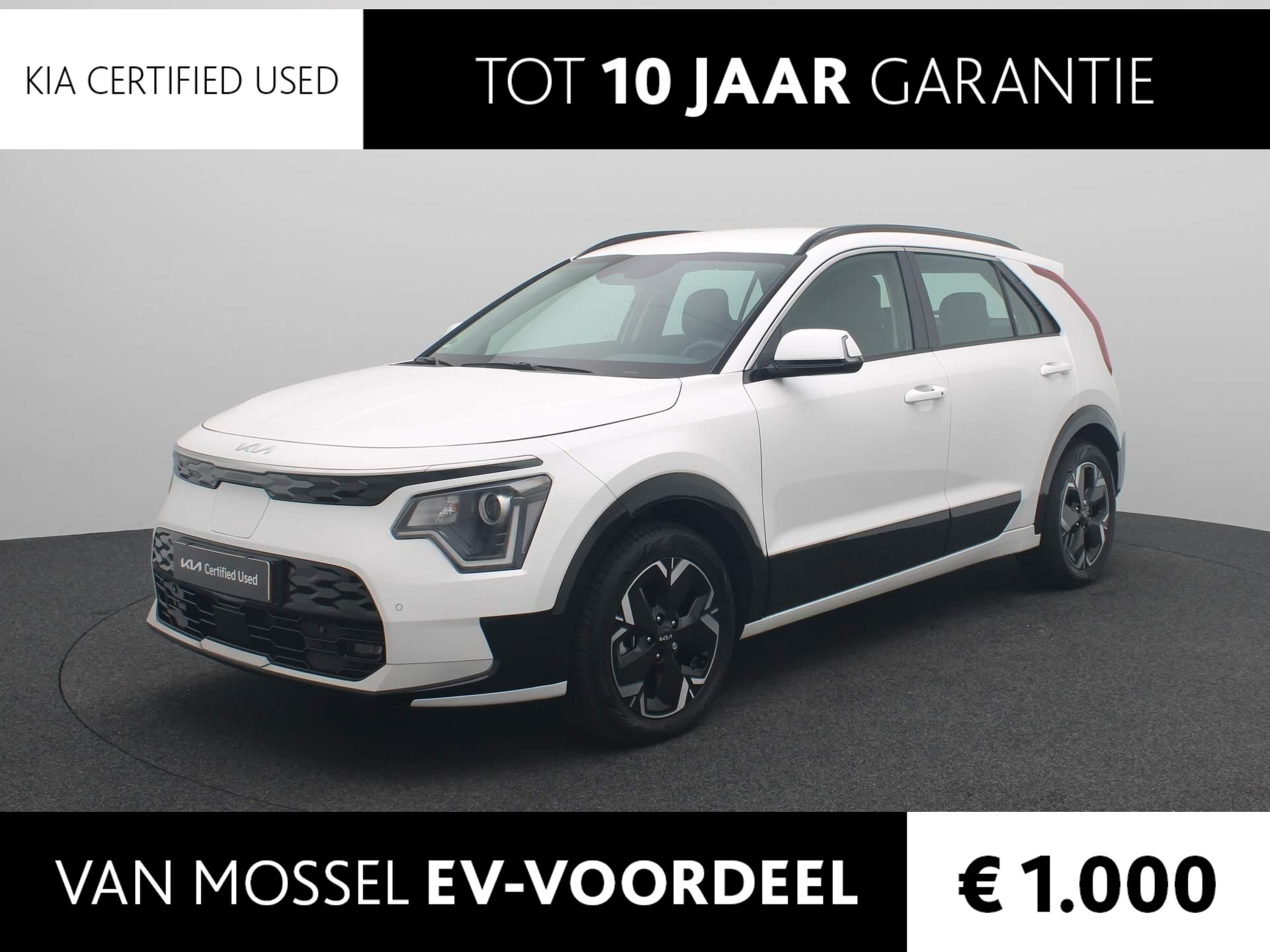 Kia Niro EV DynamicLine 64.8 kWh | 3-fase 11KW laden | Climate Control | Navigatie | LM Velgen | Eerste Eigenaar! |