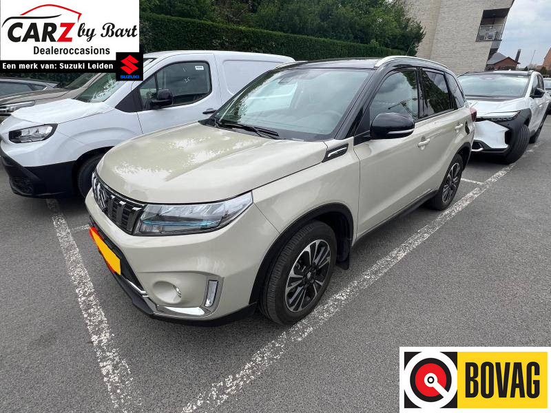 Suzuki Vitara 1.5 HYBRID STYLE ALLGRIP AUT. 4x4 | Dodehoeksensoren | Alcantara | Keyless