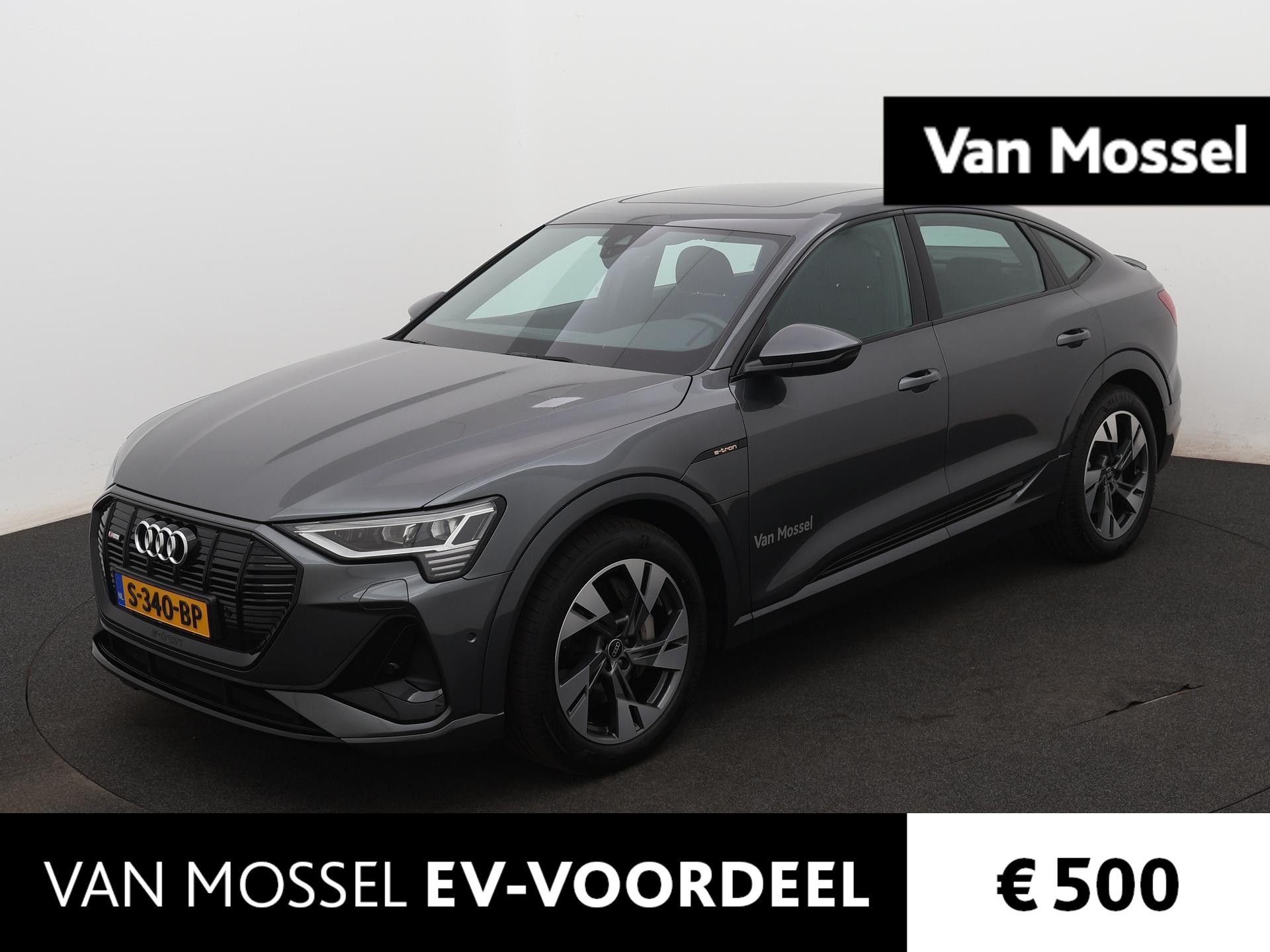 Audi e-tron Sportback 55 quattro S edition 95 kWh | S-line | Navigatiesysteem | Panoramadak | Optiepakket Zwart | Camera | Stuurwiel verwarmd |