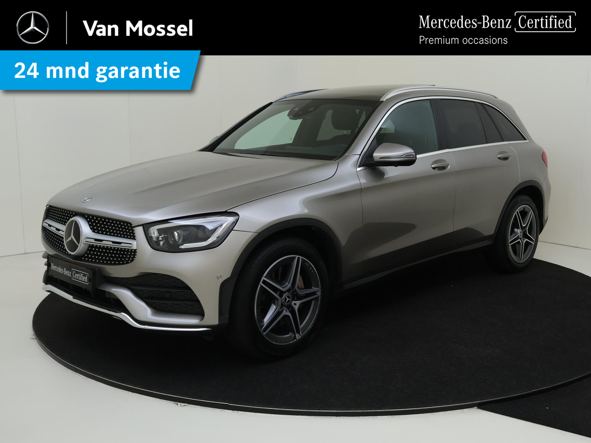 Mercedes-Benz GLC 200 Business Solution AMG / Stoelverwarming / Achteruitrijcamera / Panaroma-schuifdak / Rij-assistentiepakket /