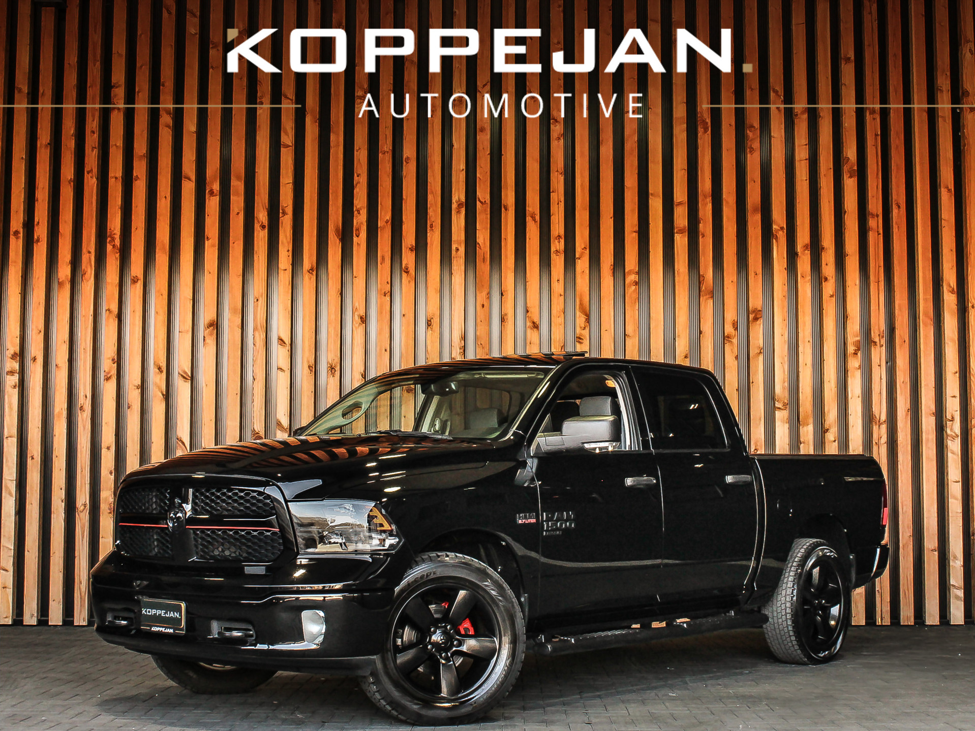 Dodge Ram 1500 5.7 V8 Hemi Classis 402PK Automaat | SCHUIF/KANTELDAK | NAVIGATIE | STOELVERWARMING | STUURVERWARMING |