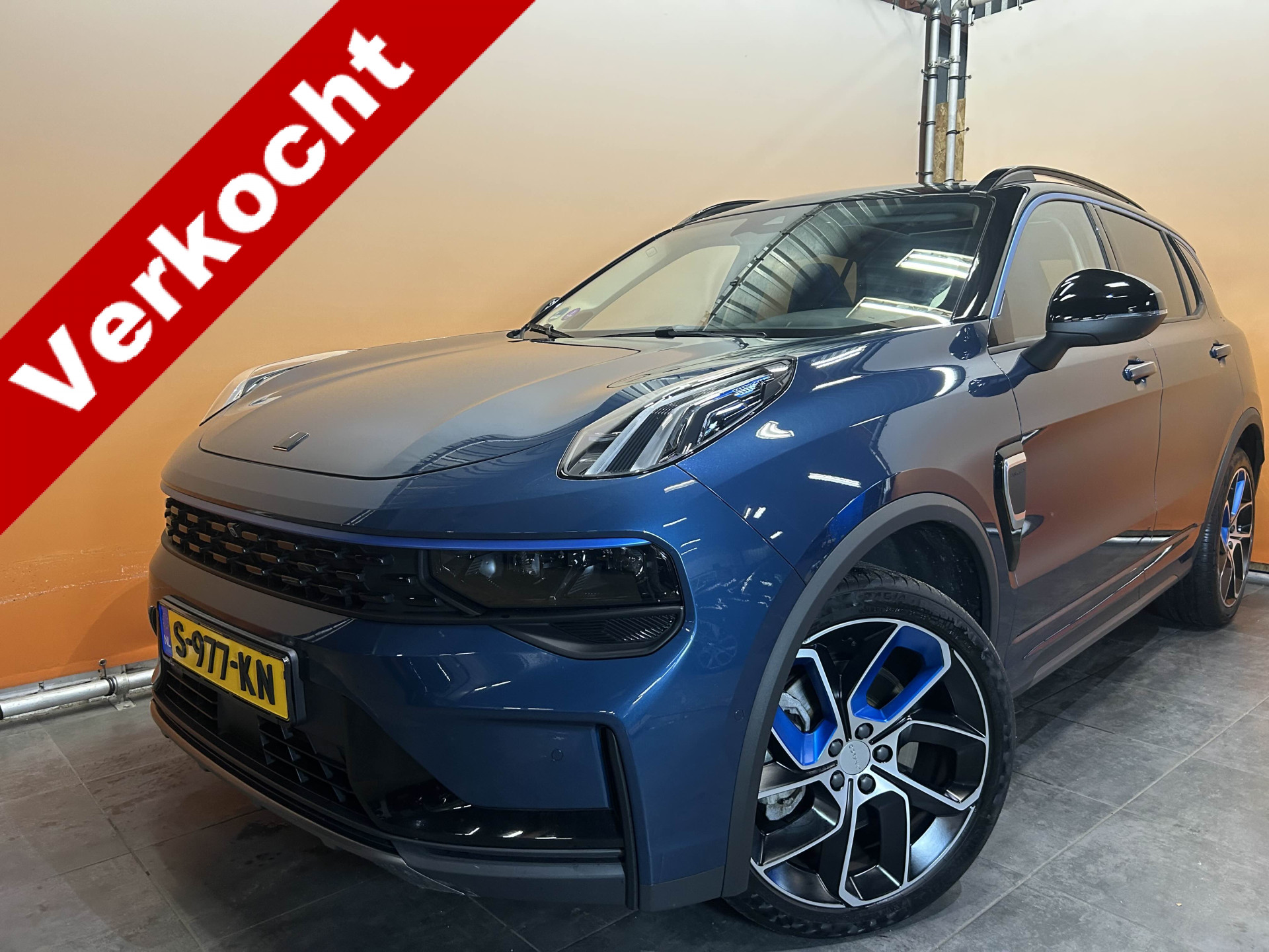Lynk & Co 01 1.5 6,6 kW laden | schuifdak | stoelverwarming 360° camera | fabrieksgarantie 3/27