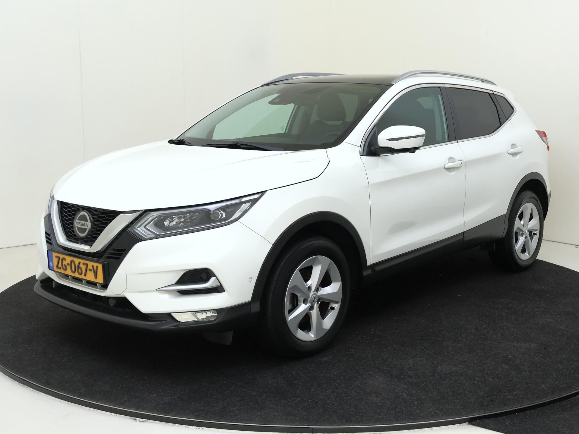 Nissan QASHQAI 1.3 DIG-T Business Edition | BTW | Panorama-dak | 360 Camera | Stoelverwarming | Navigatie | Cruise & Climate Control | 17"LM Velgen |