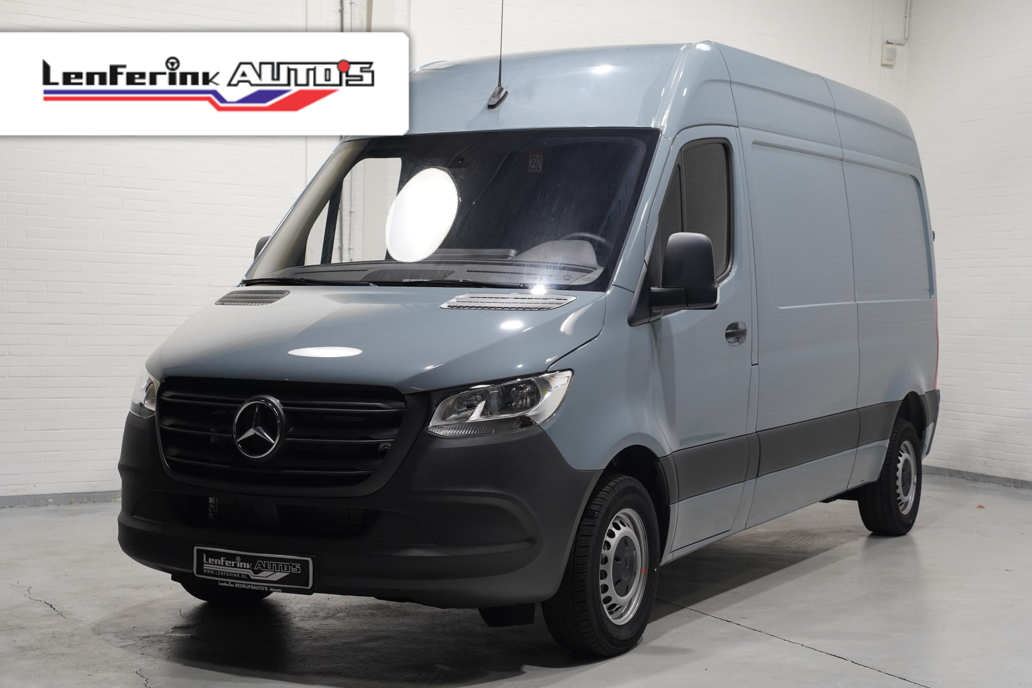 Mercedes-Benz Sprinter 215 CDI 150 pk L2H2 Airco, Audiosysteem, 2-Zits Nieuw, Elek. Pakket
