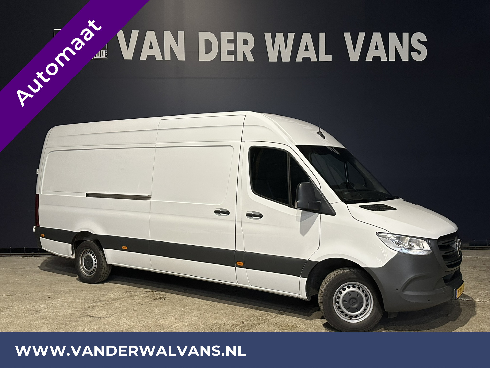 Mercedes-Benz Sprinter 317 CDI 170pk 9G-Tronic Automaat L3H2 3500kg Trekhaak Euro6 Airco | Camera Apple Carplay, Android Auto, Cruisecontrol, Chauffeursstoel, Parkeersensoren, Stoelverwarming, Bijrijdersbank