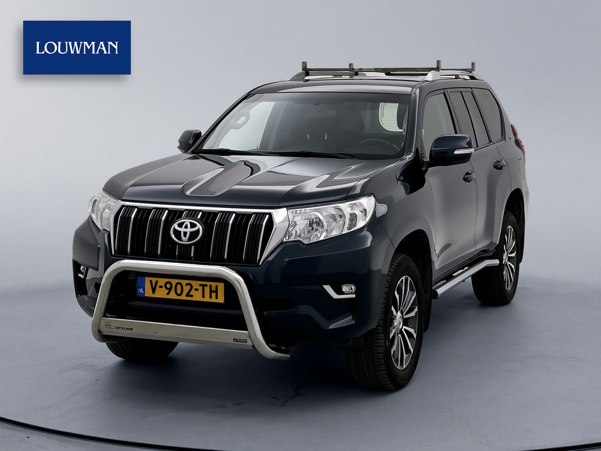 Toyota Land Cruiser 2.8 D-4D-F Challenger Window Van 3500 kg Trekhaak Navigatie Achteruitrijcamera
