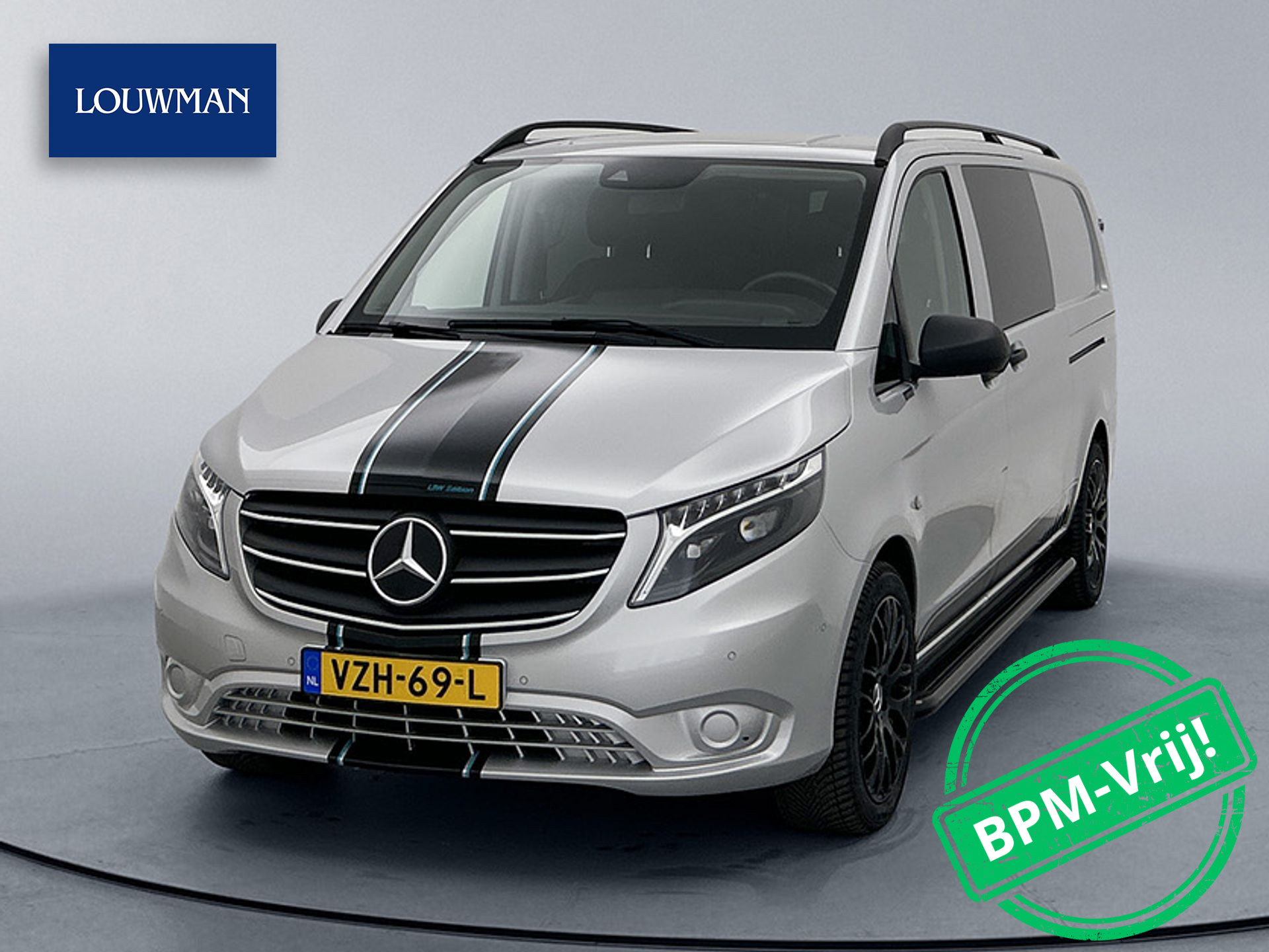 Mercedes-Benz Vito 114 CDI Extra Lang DC 19" inch AMG Dubbele Cabine XL LED Trekhaak Apple Carplay/Android Auto Achteruitrijcamera Cruise Control