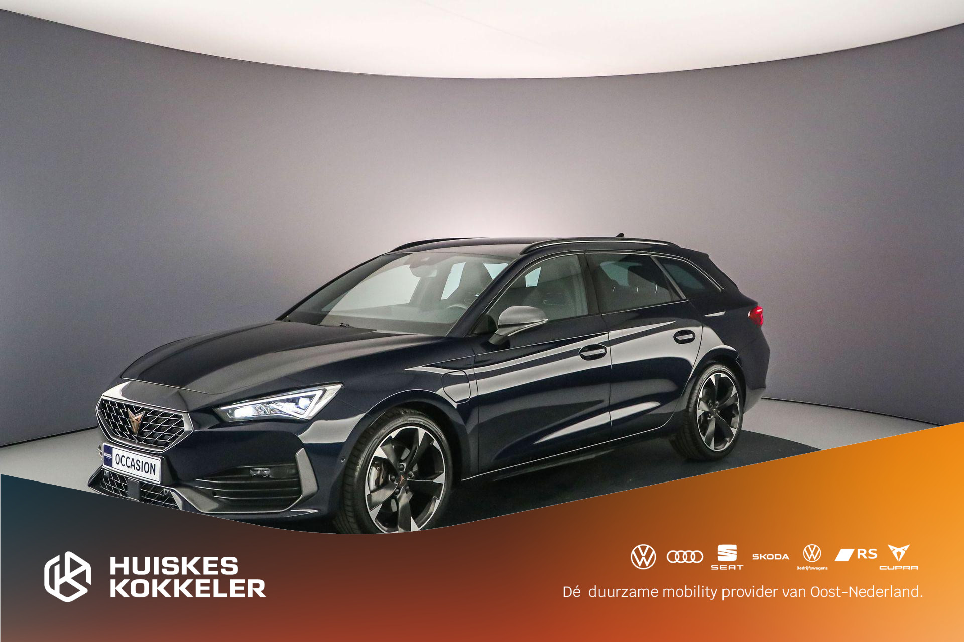 CUPRA Leon Sportstourer Business 1.4 TSI e-Hybrid 204pk DSG Automaat Achteruitrijcamera, Cruise control, Navigatie, Stuurwiel verwarmd, Parkeersensoren, LED koplampen