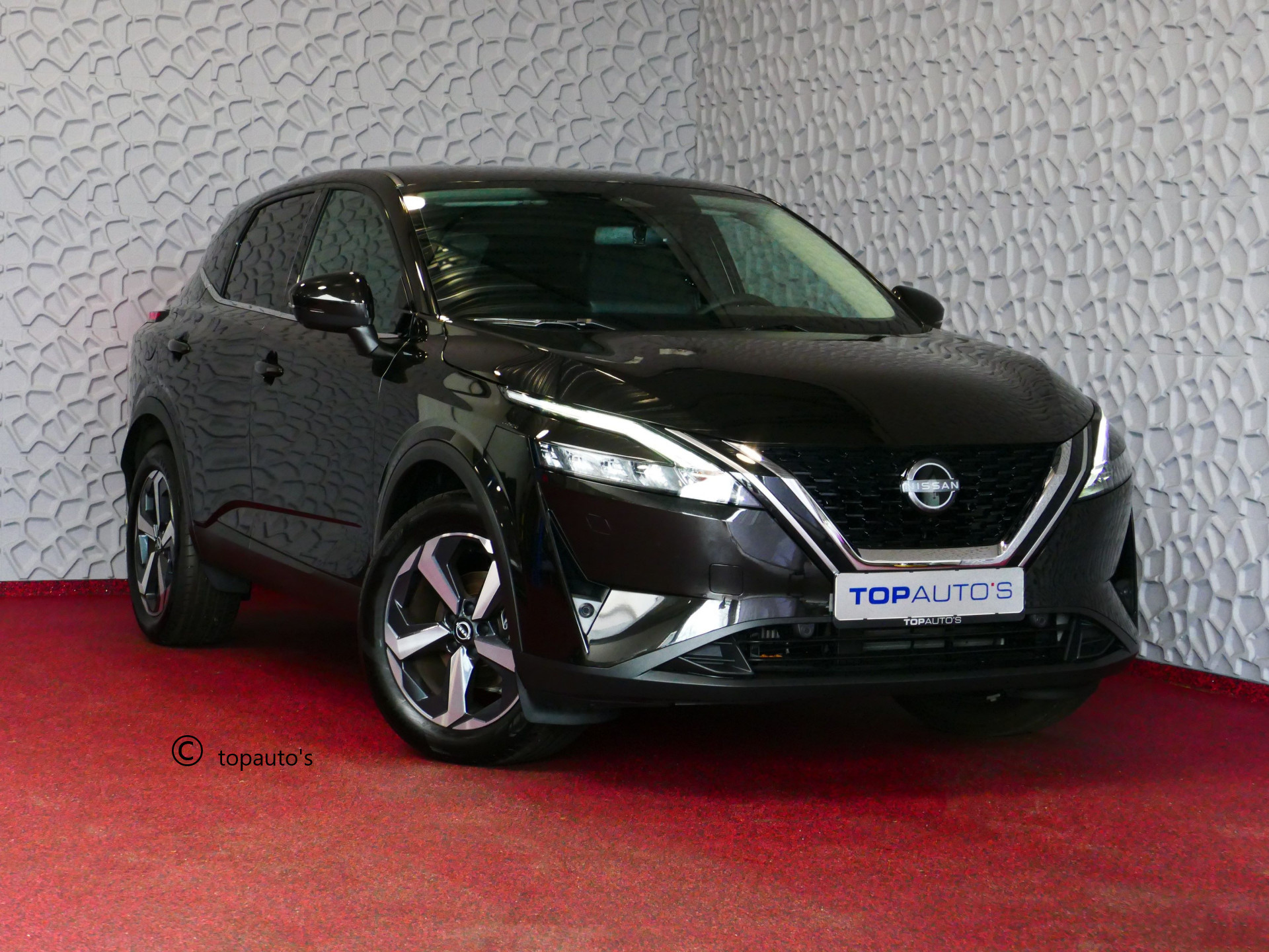 Nissan QASHQAI 1.3 MHEV 160PK N-CONNECTA XL.NAVI 360.CAM VIR.COCKPIT STOEL/STUUR/RUIT.VERW. PILOT.ASS DODE.HOEK DET. 03/2024