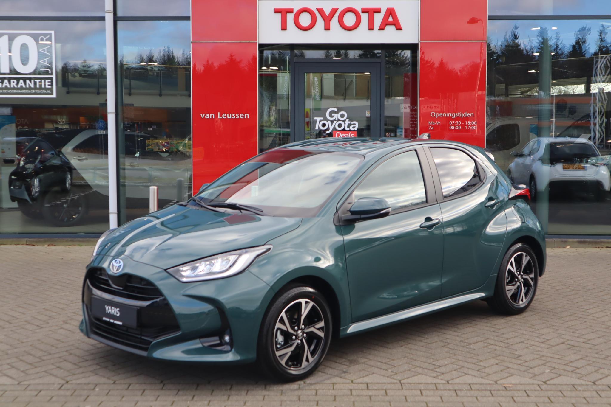 Toyota Yaris 1.5 HYBRID 115 DYNAMIC NIEUW&DIRECT LEVERBAAR! COMFORT-PACK LED 16"LMV PRIVACY-GLASS BLISS PARK-SENSOREN STUUR/STOELVERW.