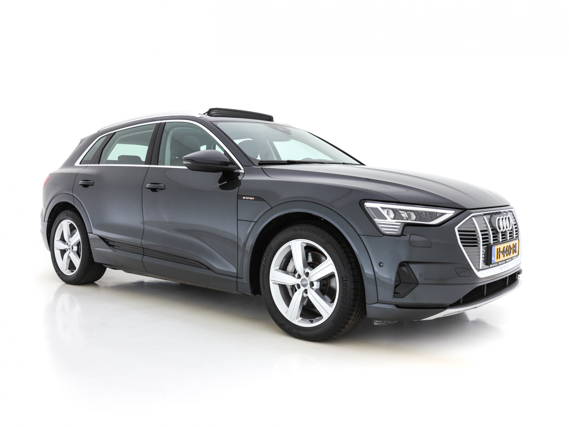 Audi e-tron E-tron 50 Quattro Launch Edition-Plus [ 3-Fase ] Aut. *PANO | MILANO-LUXURY-LEATHER | FULL-LED | DIGI-COCKPIT | NAVI-FULLMAP | KEYLESS | BLIND-SPOT | MEMORY-PACK | ADAPT.CRUISE | SHIFT-PADDLES | TOWBAR | COMFORT-SEATS | 20"ALU*