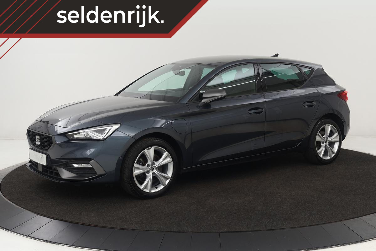 SEAT Leon 1.4 TSI e-Hybrid FR | Carplay | Stoelverwarming | Camera | Sfeerverlichting | Full LED | Keyless | Park Assist | Navigatie | PHEV