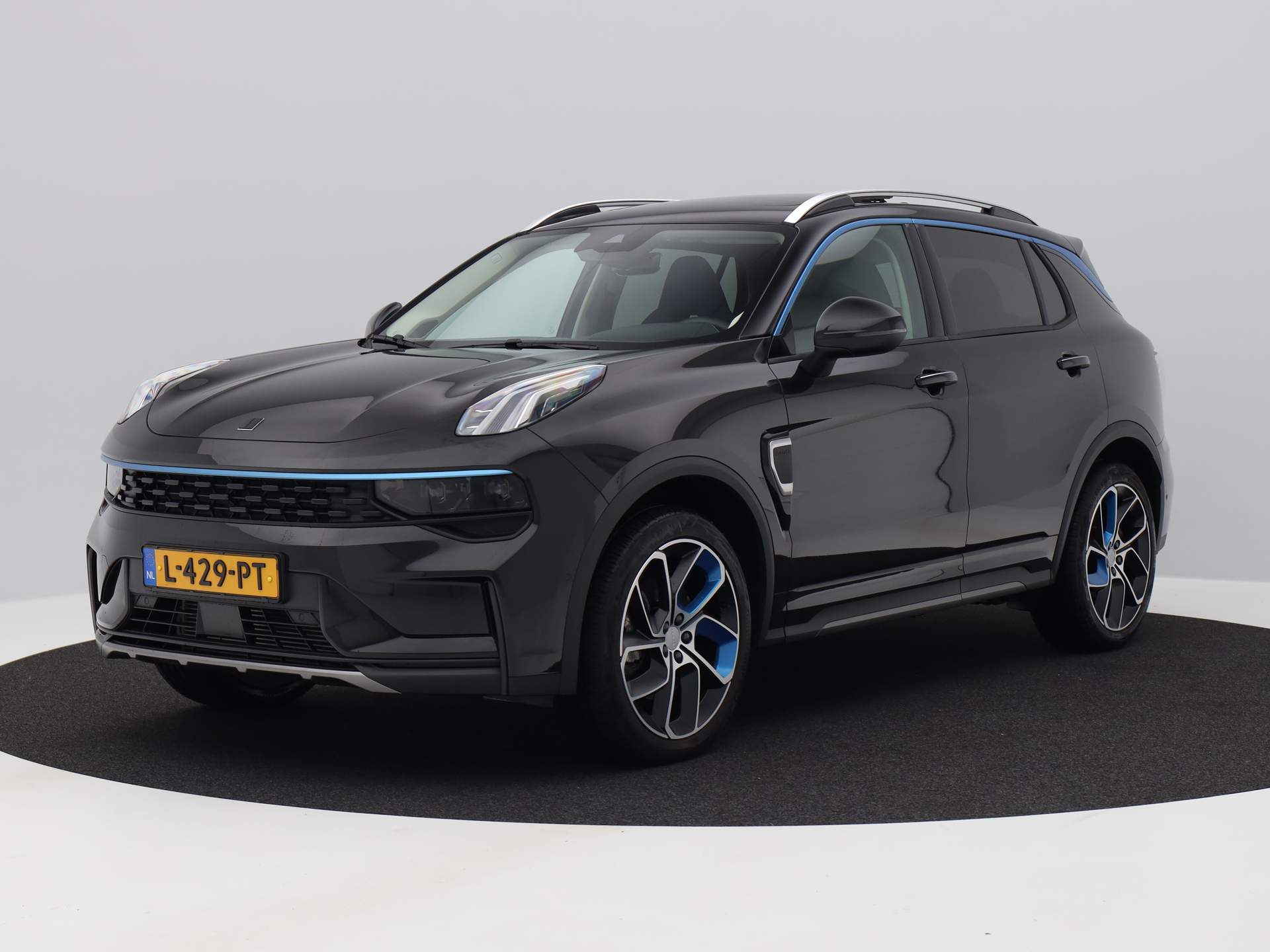 Lynk&Co 01 1.5 261 PK Plug-in Hybrid | PANO | ACC | KEYLESS | APPLE CARPLAY