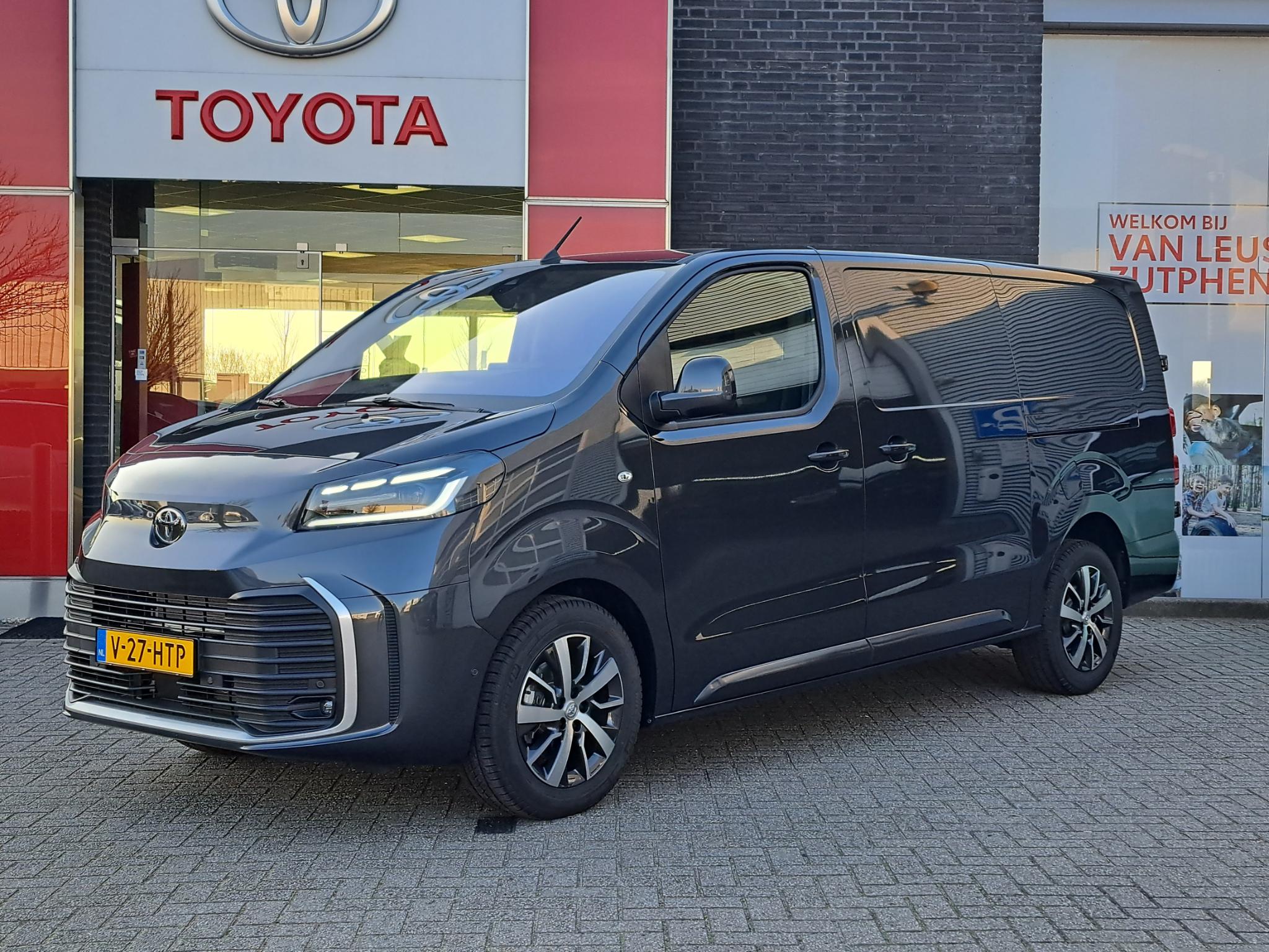 Toyota ProAce Long Worker 2.0 D-4D 177PK PROFESSIONAL AUTOMAAT APPLE/ANDROID STUURVERWARMING CAMERA 17"LMV CLIMA 2x SCHUIFDEUR NL-AUTO