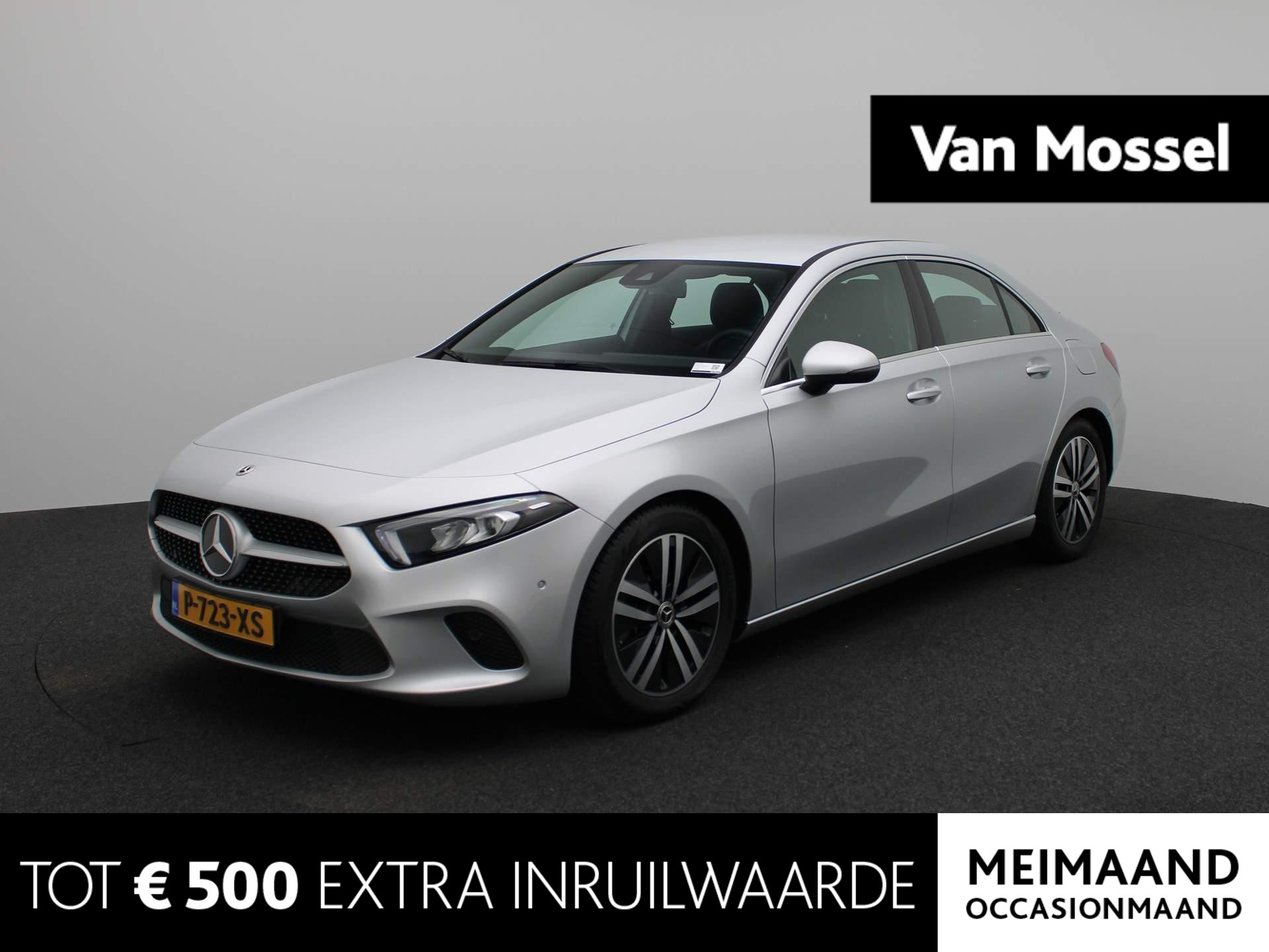 Mercedes-Benz A-Klasse 180 Business Solution Luxury | Automaat | Achteruitrijcamera | Leder | Rijstrooksensoren | Assistentie | LED | DAB | 12 Maanden BOVAG Garantie |