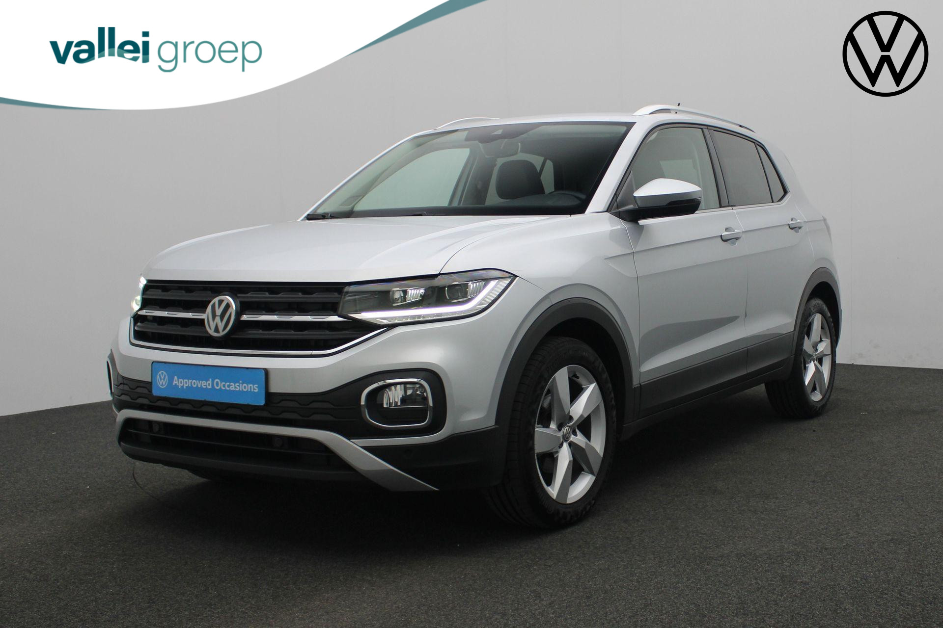 Volkswagen T-Cross 1.0 TSI 115 pk DSG Style | Navigatie | Stoelverwarming | Leder/stof | Parkeersensoren voor/achter